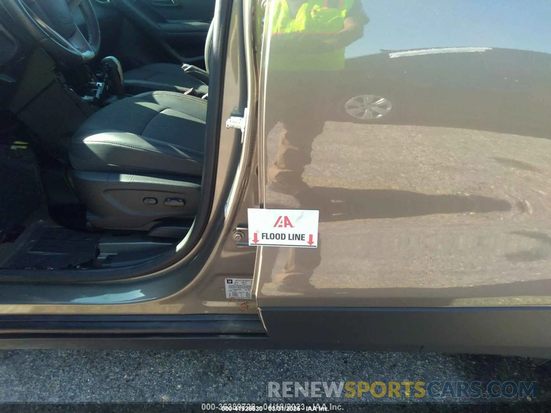 6 Photograph of a damaged car KL7CJPSM3NB542396 CHEVROLET TRAX 2022