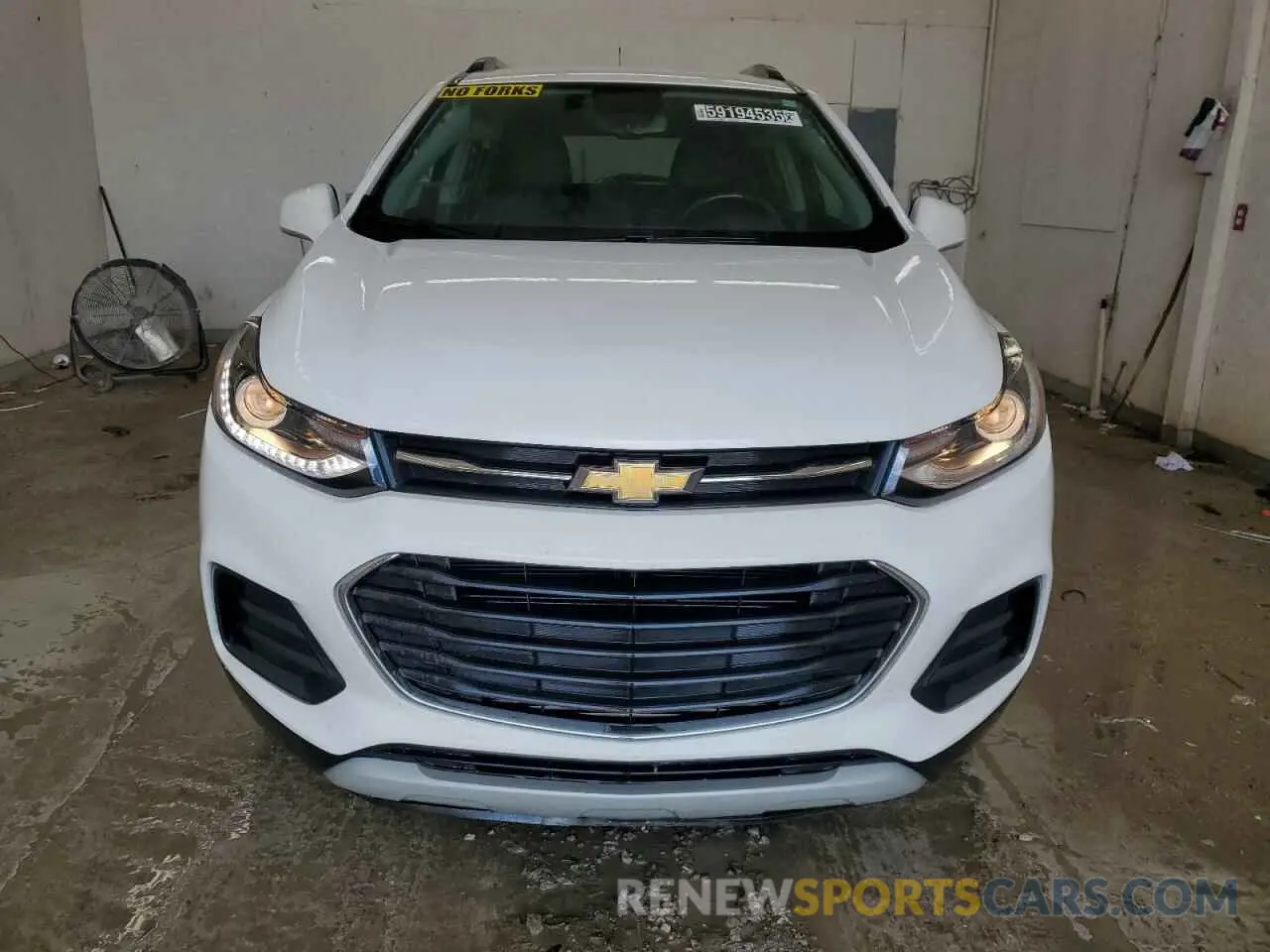 5 Photograph of a damaged car KL7CJPSM4NB540253 CHEVROLET TRAX 2022
