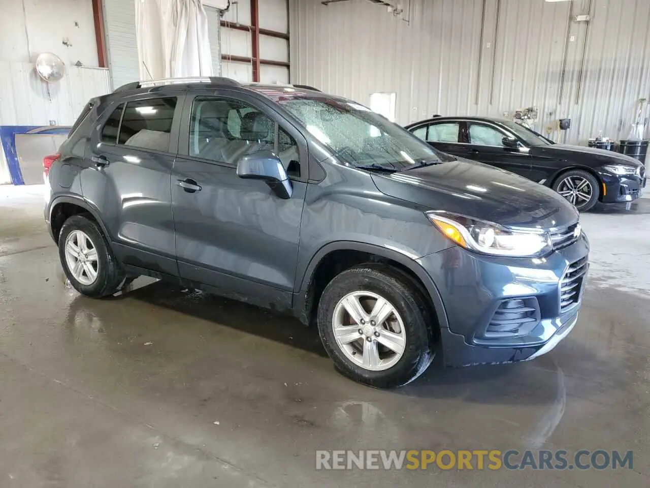4 Photograph of a damaged car KL7CJPSM5NB524627 CHEVROLET TRAX 2022