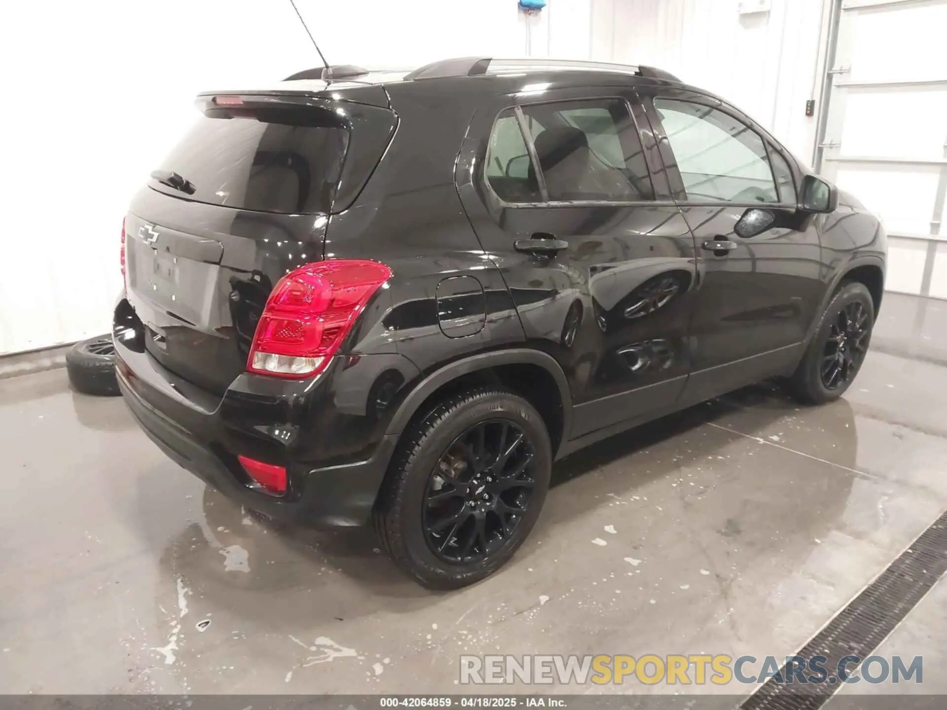 4 Photograph of a damaged car KL7CJPSM5NB540262 CHEVROLET TRAX 2022