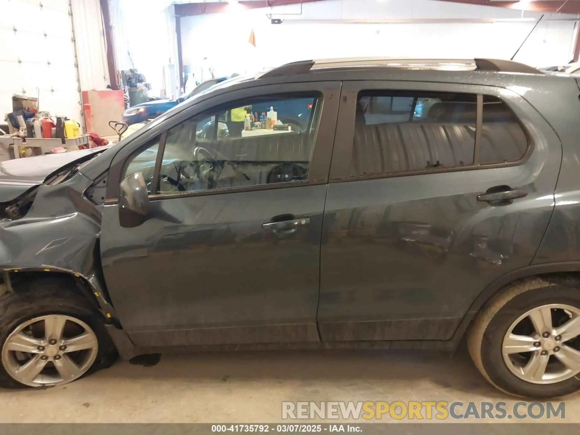 14 Photograph of a damaged car KL7CJPSM5NB561161 CHEVROLET TRAX 2022