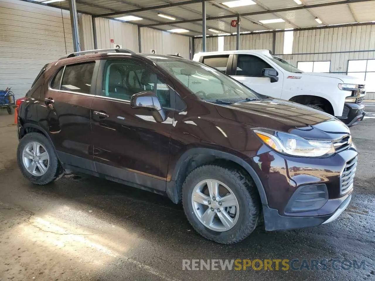 4 Photograph of a damaged car KL7CJPSM6NB541419 CHEVROLET TRAX 2022
