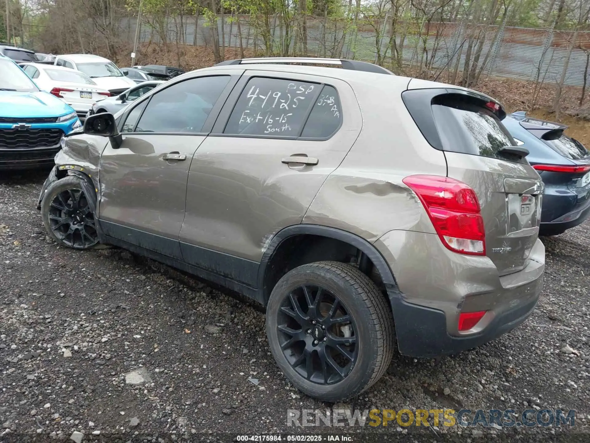 3 Photograph of a damaged car KL7CJPSM7NB541431 CHEVROLET TRAX 2022