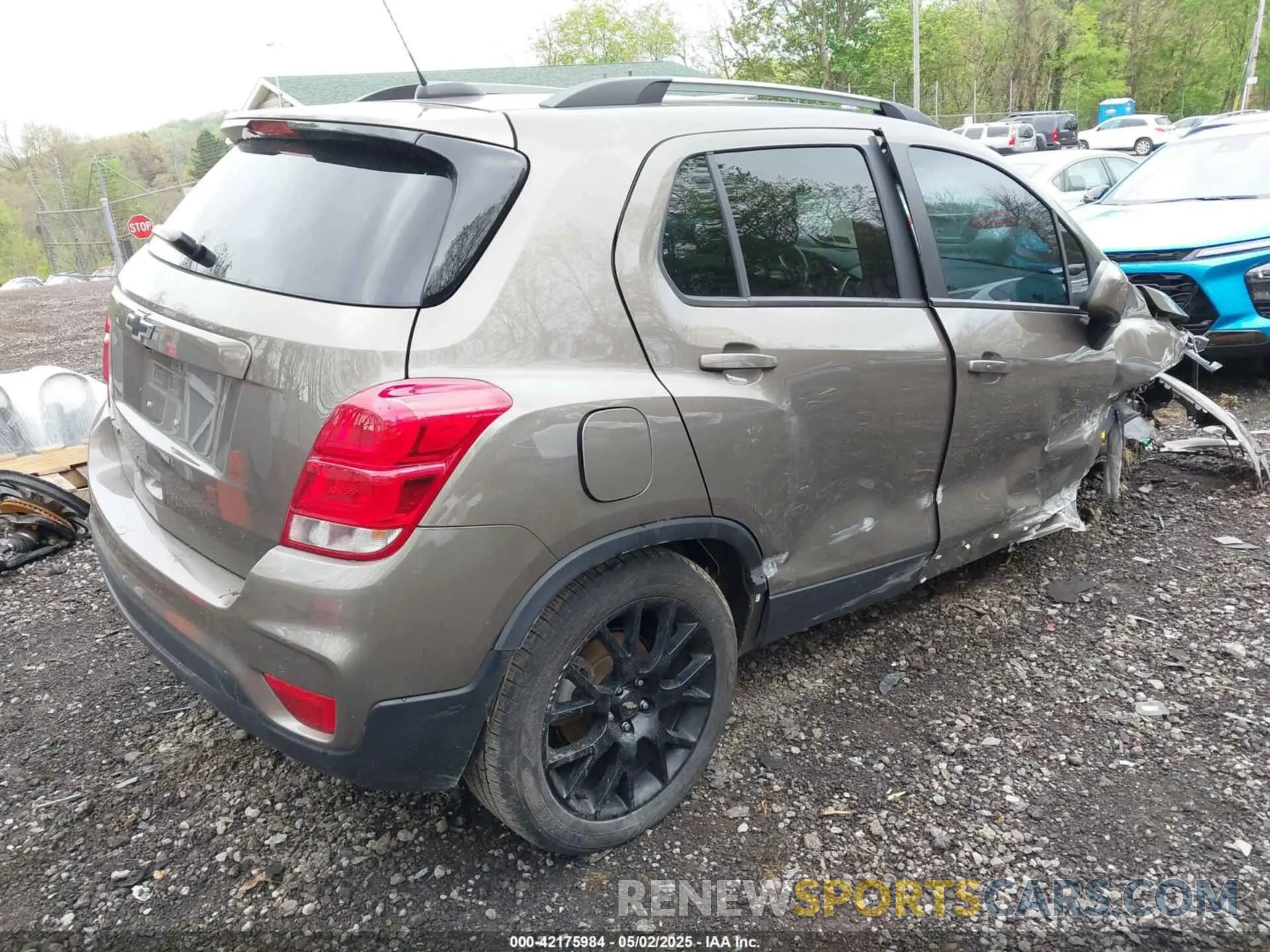 4 Photograph of a damaged car KL7CJPSM7NB541431 CHEVROLET TRAX 2022
