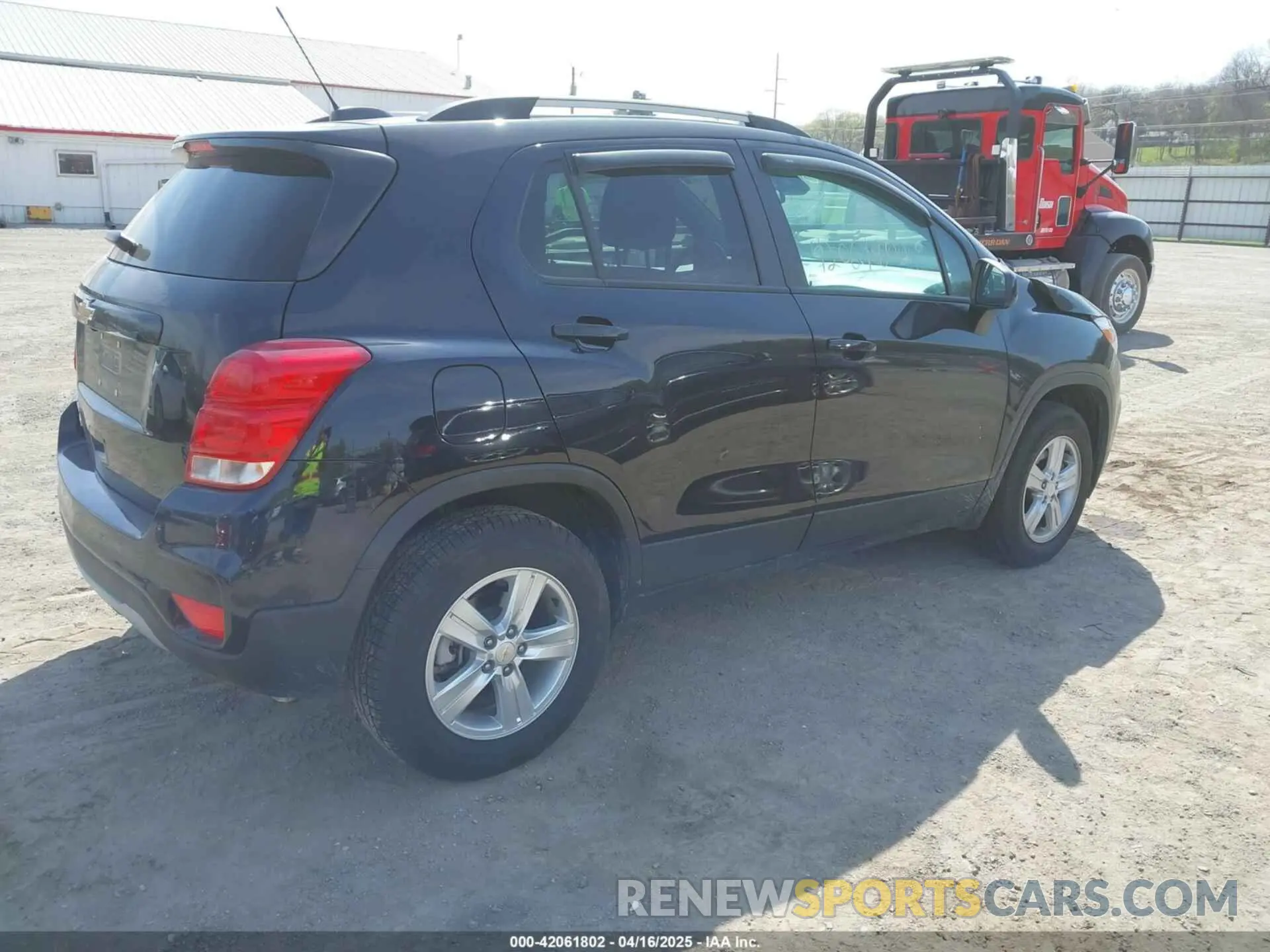 4 Photograph of a damaged car KL7CJPSM7NB568709 CHEVROLET TRAX 2022