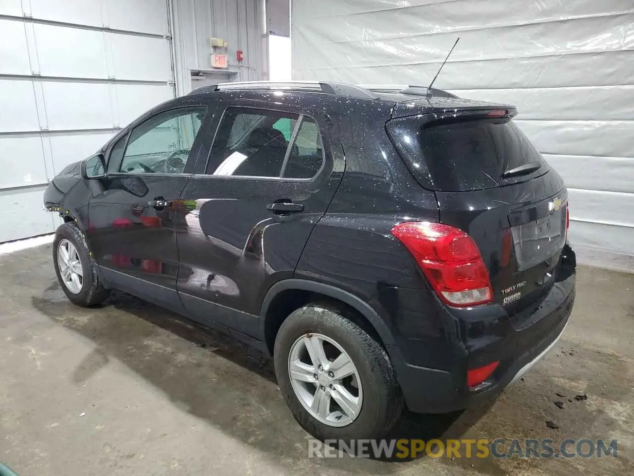 2 Photograph of a damaged car KL7CJPSM8NB502217 CHEVROLET TRAX 2022