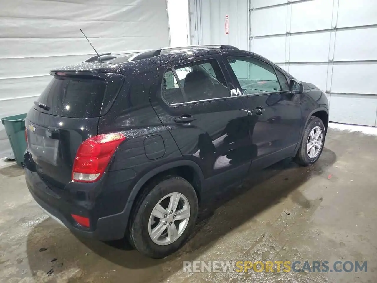 3 Photograph of a damaged car KL7CJPSM8NB502217 CHEVROLET TRAX 2022