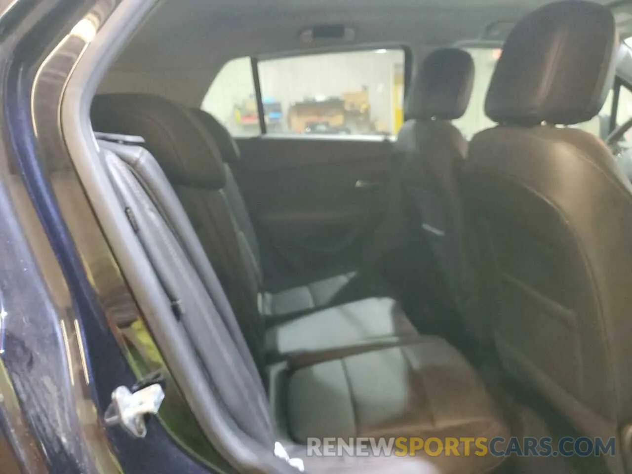 11 Photograph of a damaged car KL7CJPSM8NB506042 CHEVROLET TRAX 2022
