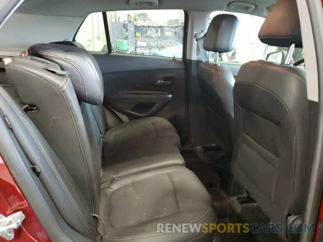 10 Photograph of a damaged car KL7CJPSM8NB507269 CHEVROLET TRAX 2022