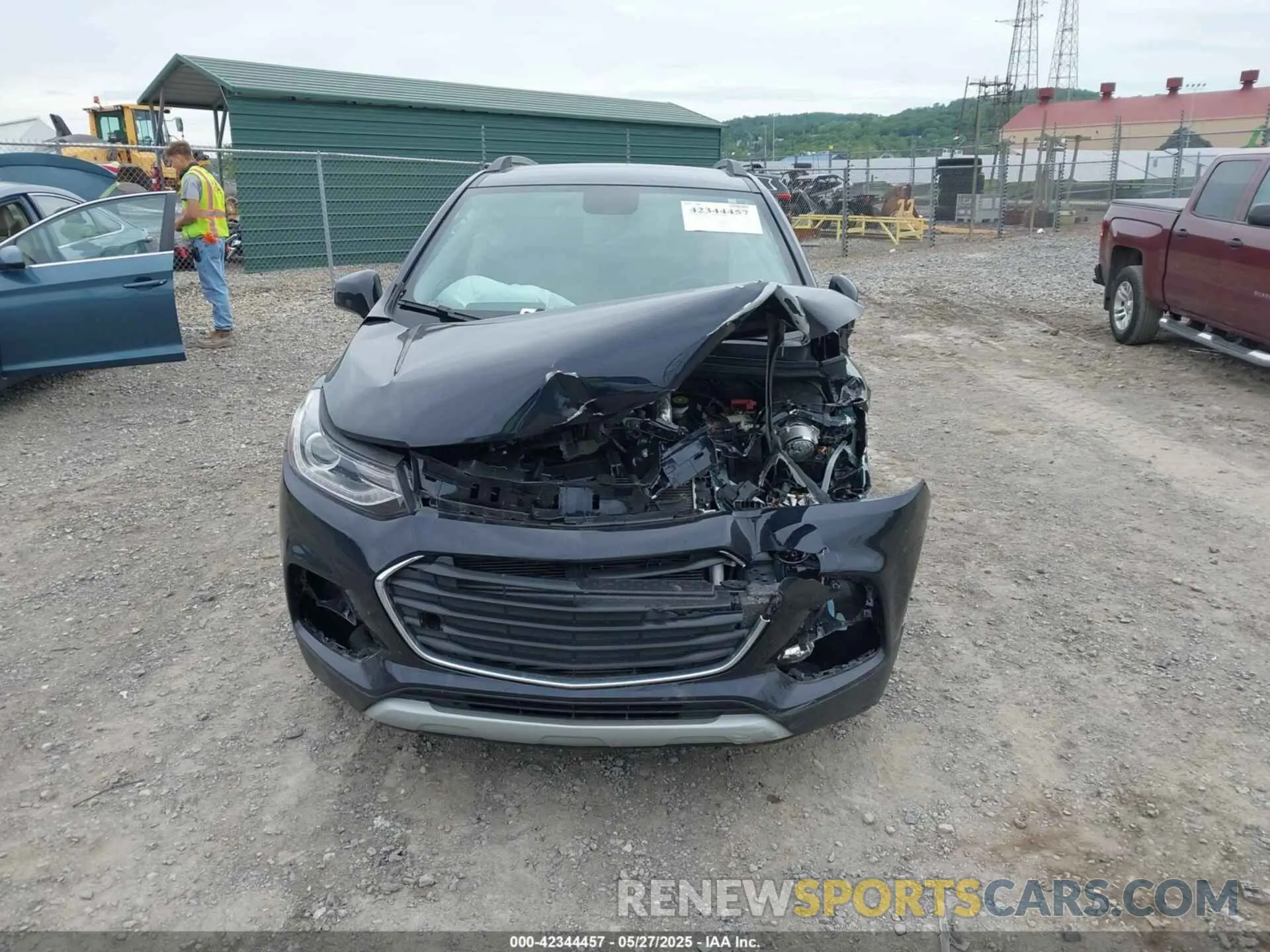 10 Photograph of a damaged car KL7CJPSM9NB516854 CHEVROLET TRAX 2022