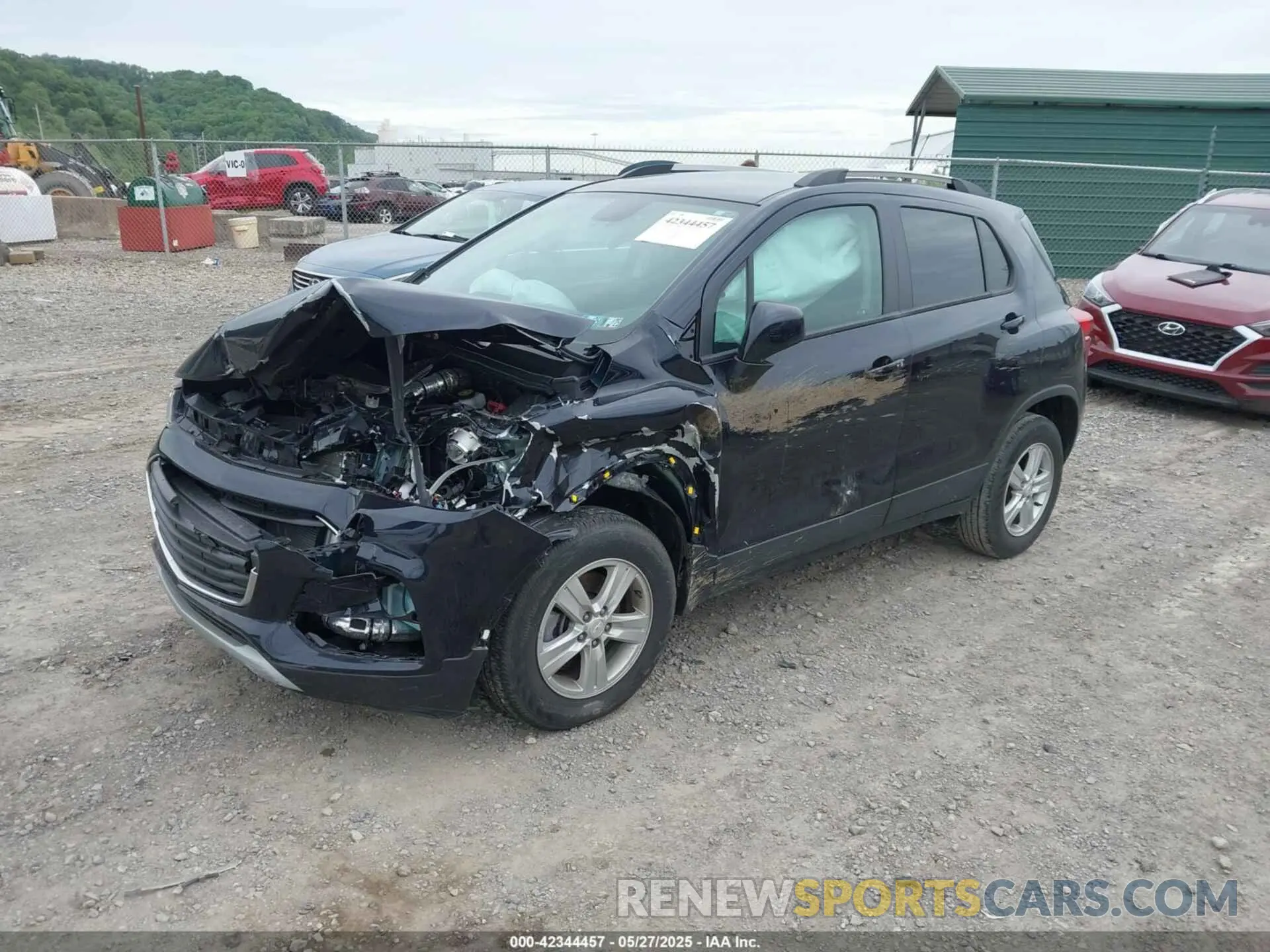 2 Photograph of a damaged car KL7CJPSM9NB516854 CHEVROLET TRAX 2022