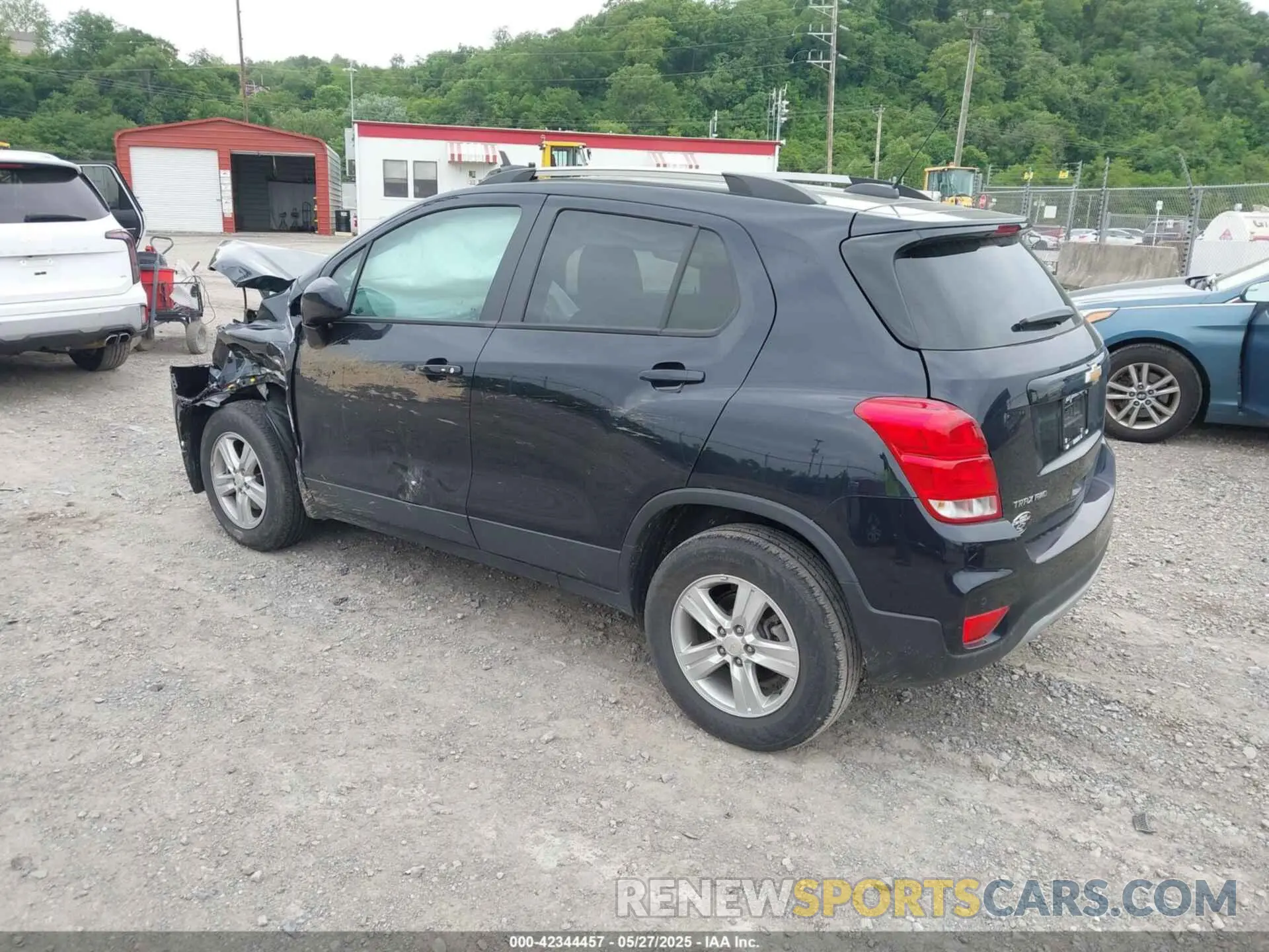 3 Photograph of a damaged car KL7CJPSM9NB516854 CHEVROLET TRAX 2022