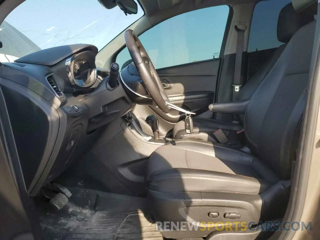 7 Photograph of a damaged car KL7CJPSM9NB516885 CHEVROLET TRAX 2022