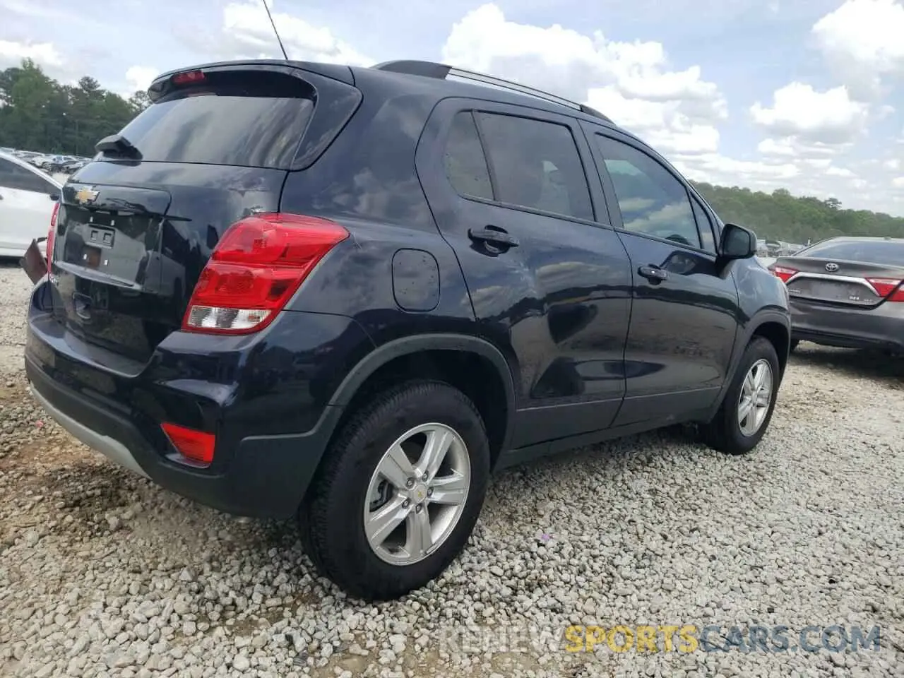 3 Photograph of a damaged car KL7CJPSM9NB558795 CHEVROLET TRAX 2022