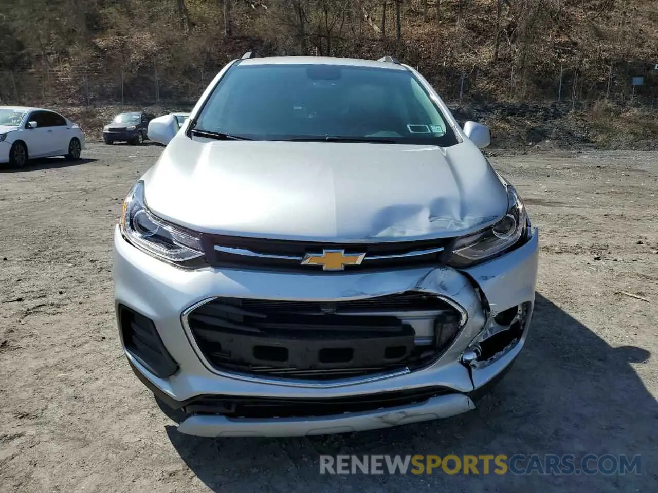 5 Photograph of a damaged car KL7CJPSM9NB558988 CHEVROLET TRAX 2022