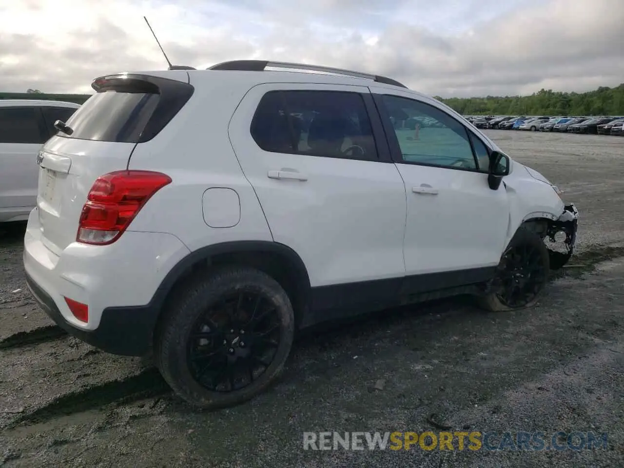 3 Photograph of a damaged car KL7CJPSMXNB536918 CHEVROLET TRAX 2022