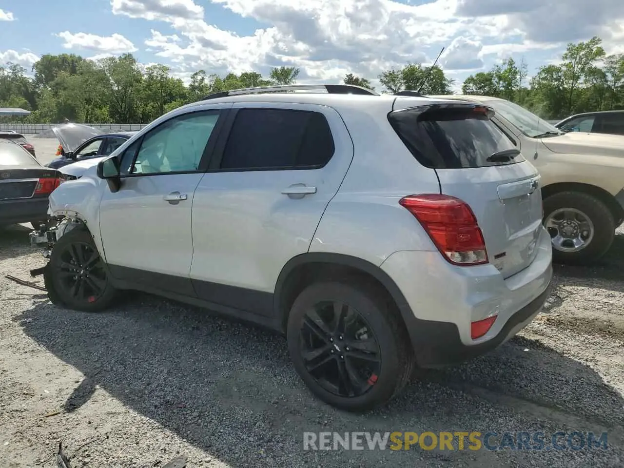 2 Photograph of a damaged car KL7CJPSMXNB547286 CHEVROLET TRAX 2022