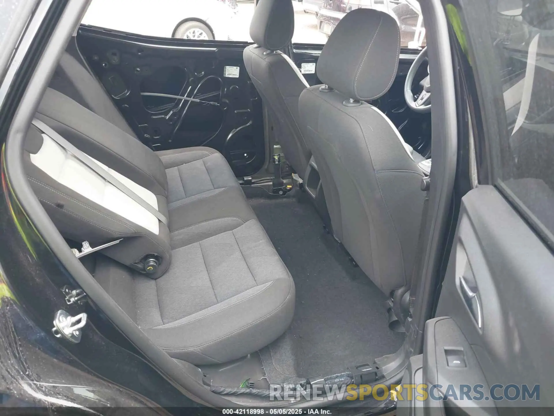 8 Photograph of a damaged car KL77LFE20RC110378 CHEVROLET TRAX 2024