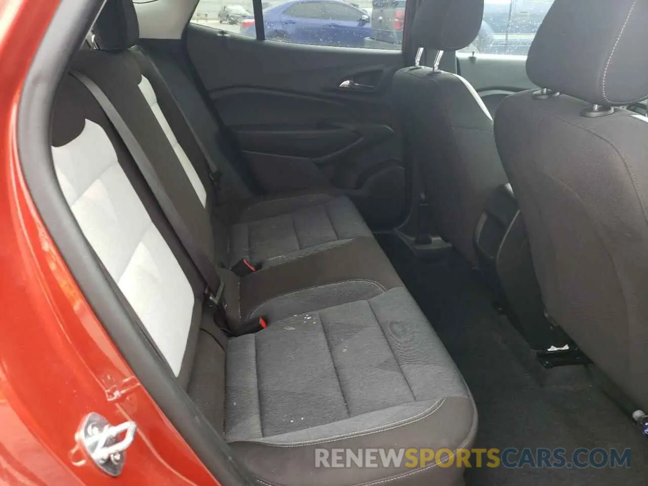 10 Photograph of a damaged car KL77LFE21RC049140 CHEVROLET TRAX 2024