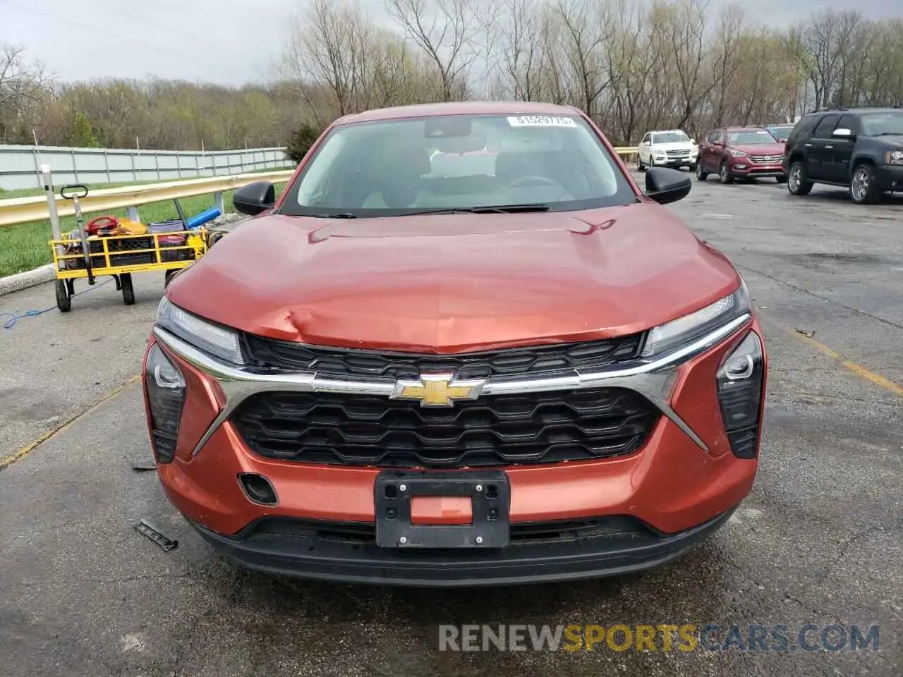 5 Photograph of a damaged car KL77LFE21RC049140 CHEVROLET TRAX 2024