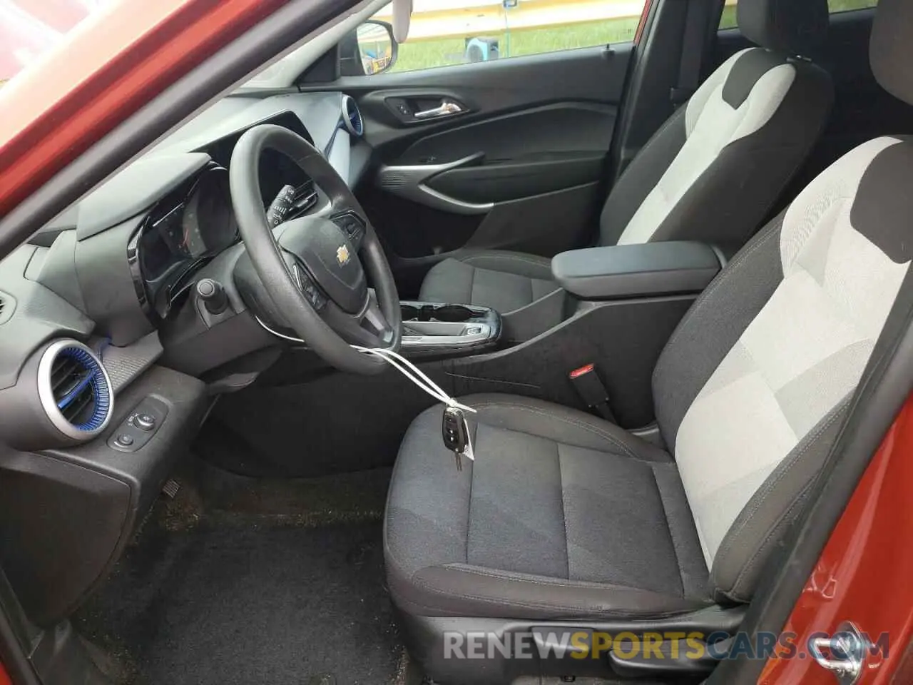 7 Photograph of a damaged car KL77LFE21RC049140 CHEVROLET TRAX 2024