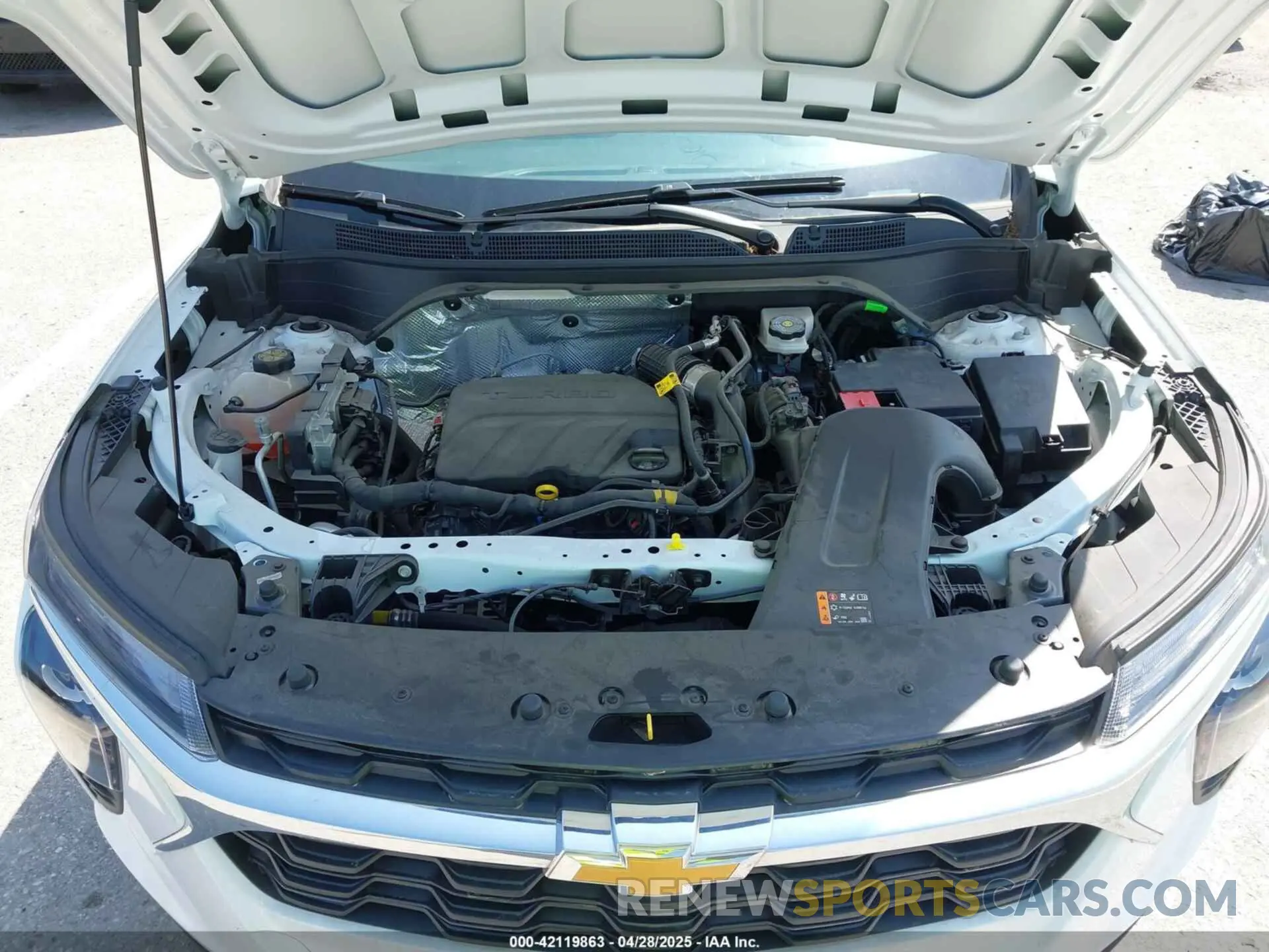 10 Photograph of a damaged car KL77LFE21RC140053 CHEVROLET TRAX 2024