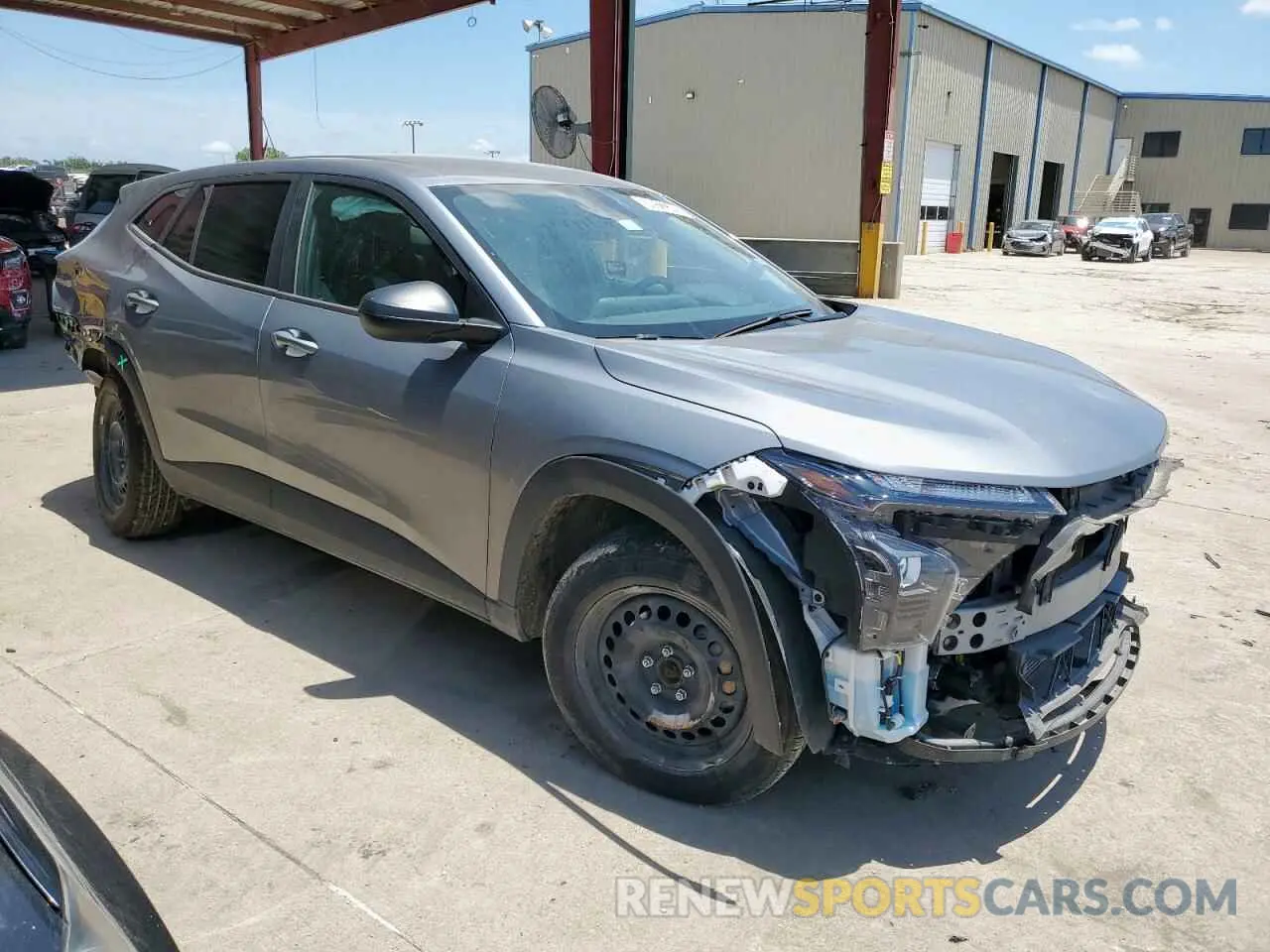 4 Photograph of a damaged car KL77LFE21RC220209 CHEVROLET TRAX 2024