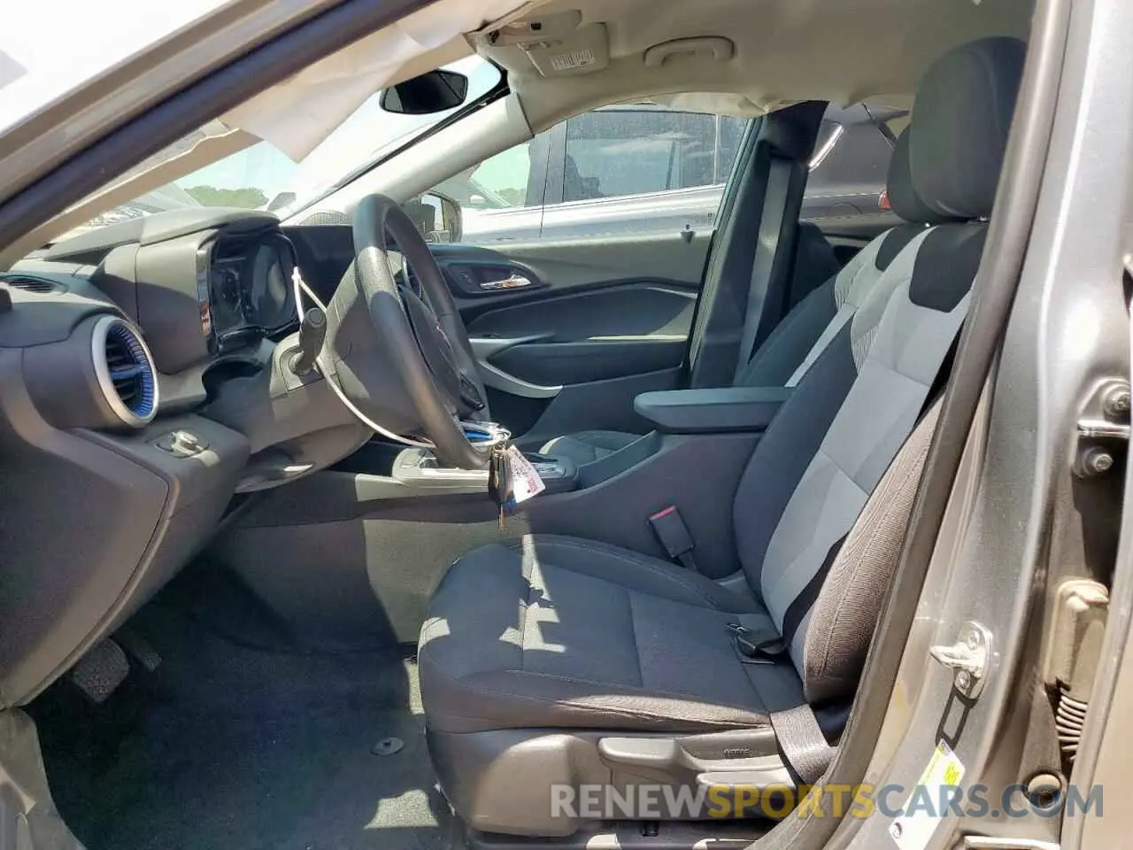7 Photograph of a damaged car KL77LFE21RC220209 CHEVROLET TRAX 2024