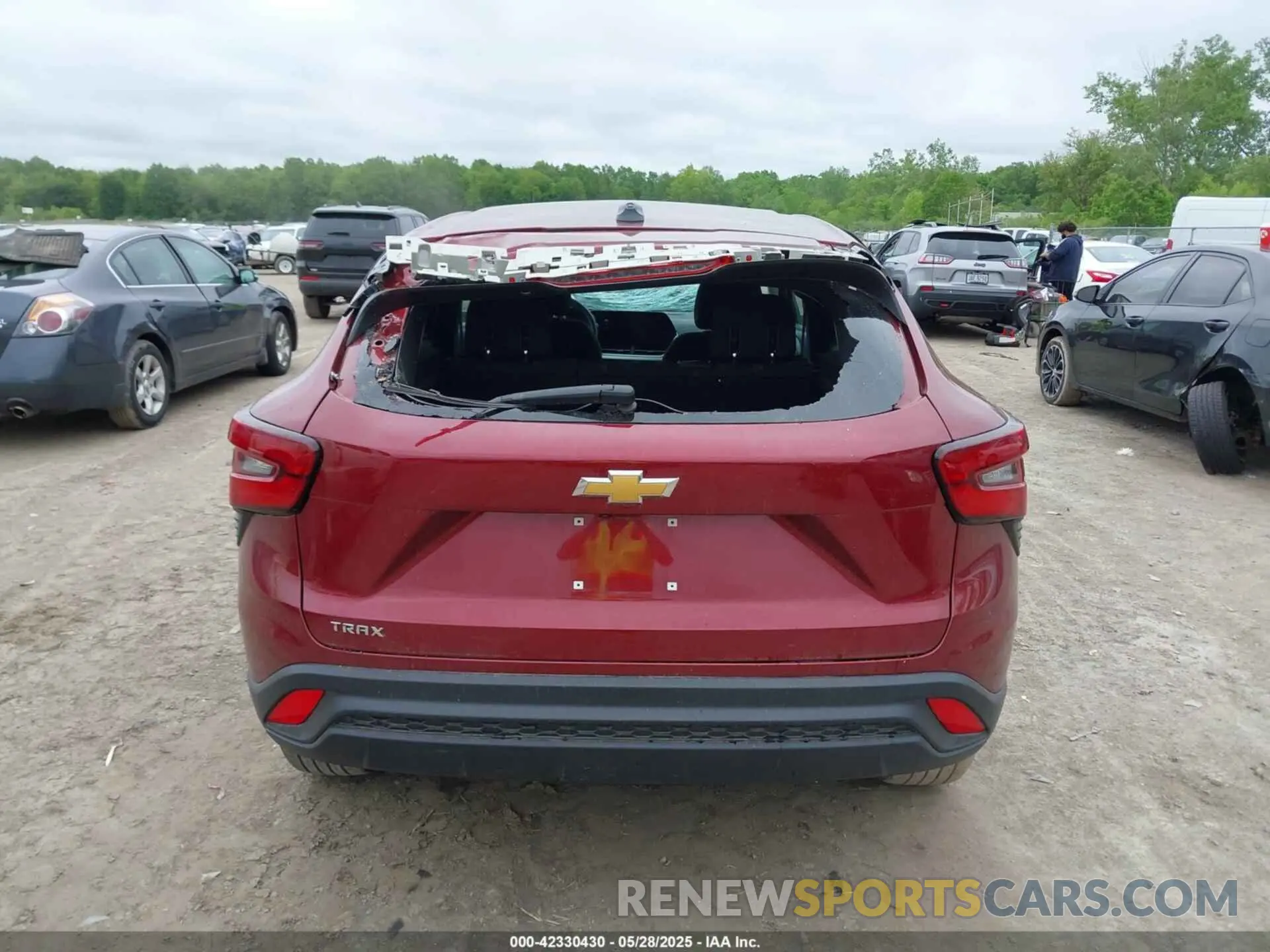 16 Photograph of a damaged car KL77LFE21RC229542 CHEVROLET TRAX 2024
