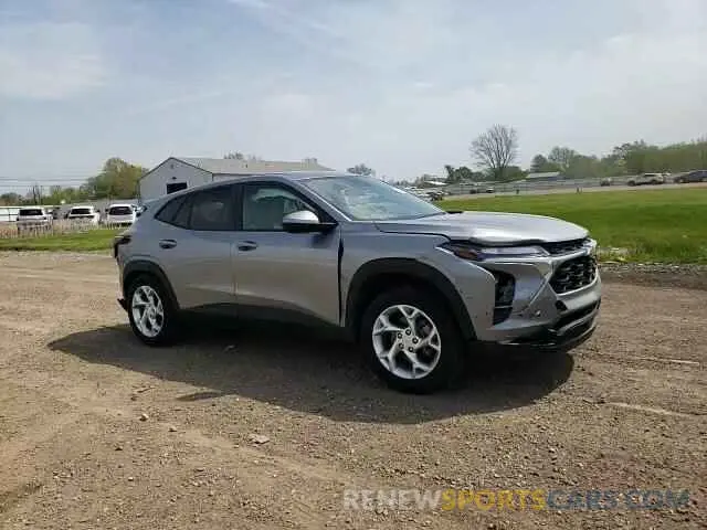 13 Photograph of a damaged car KL77LFE22RC041760 CHEVROLET TRAX 2024