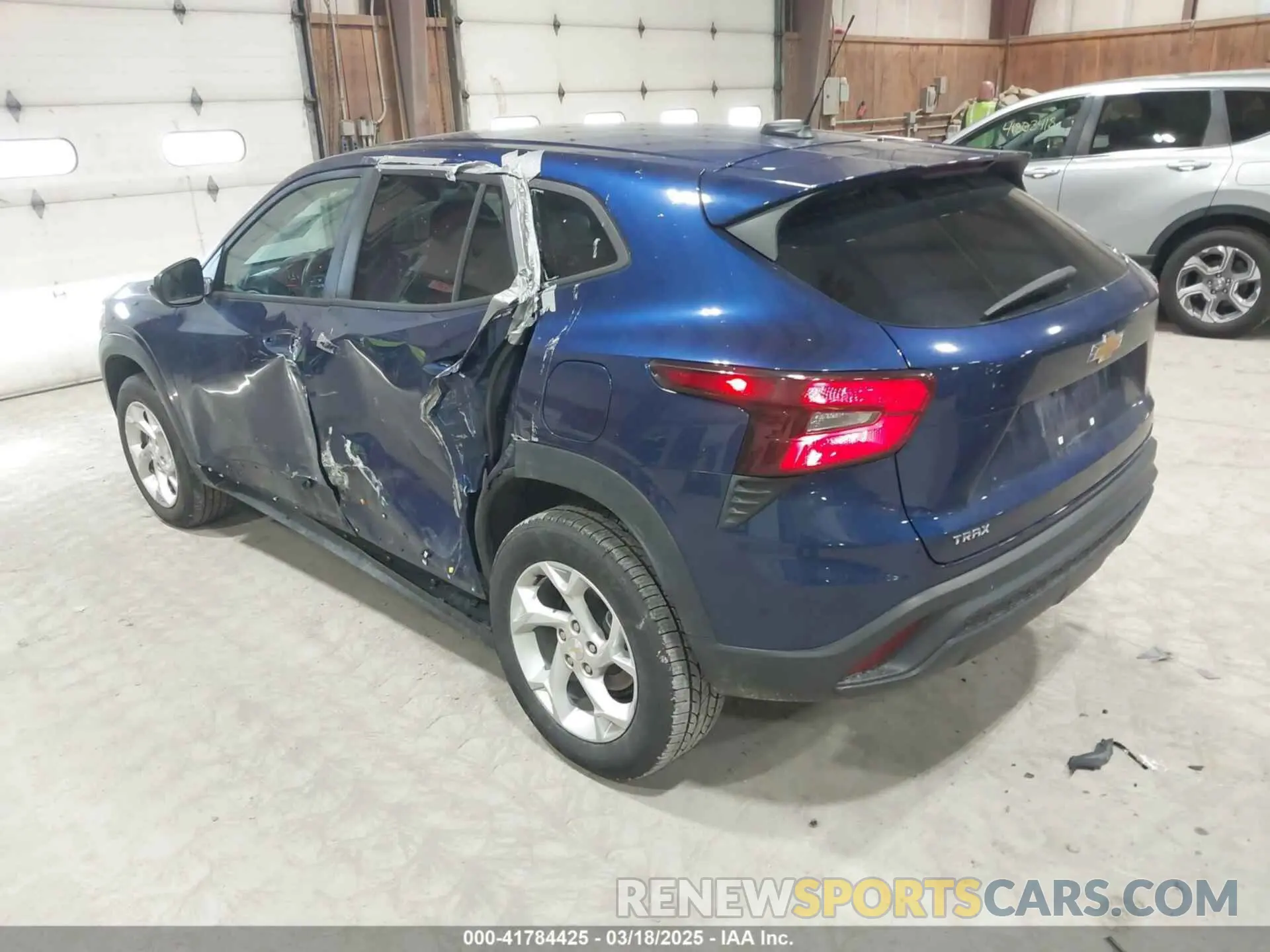 3 Photograph of a damaged car KL77LFE22RC100676 CHEVROLET TRAX 2024
