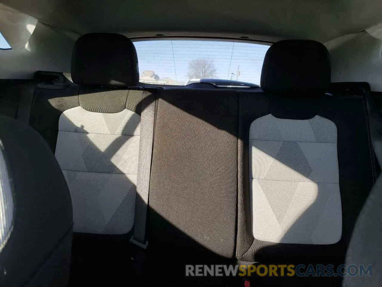 10 Photograph of a damaged car KL77LFE22RC151823 CHEVROLET TRAX 2024