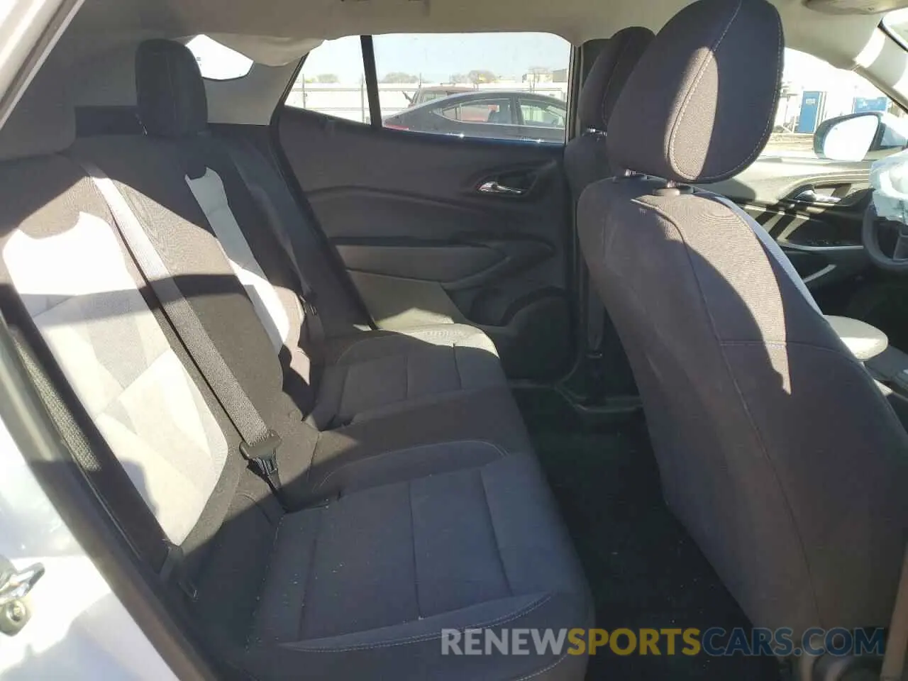12 Photograph of a damaged car KL77LFE22RC151823 CHEVROLET TRAX 2024