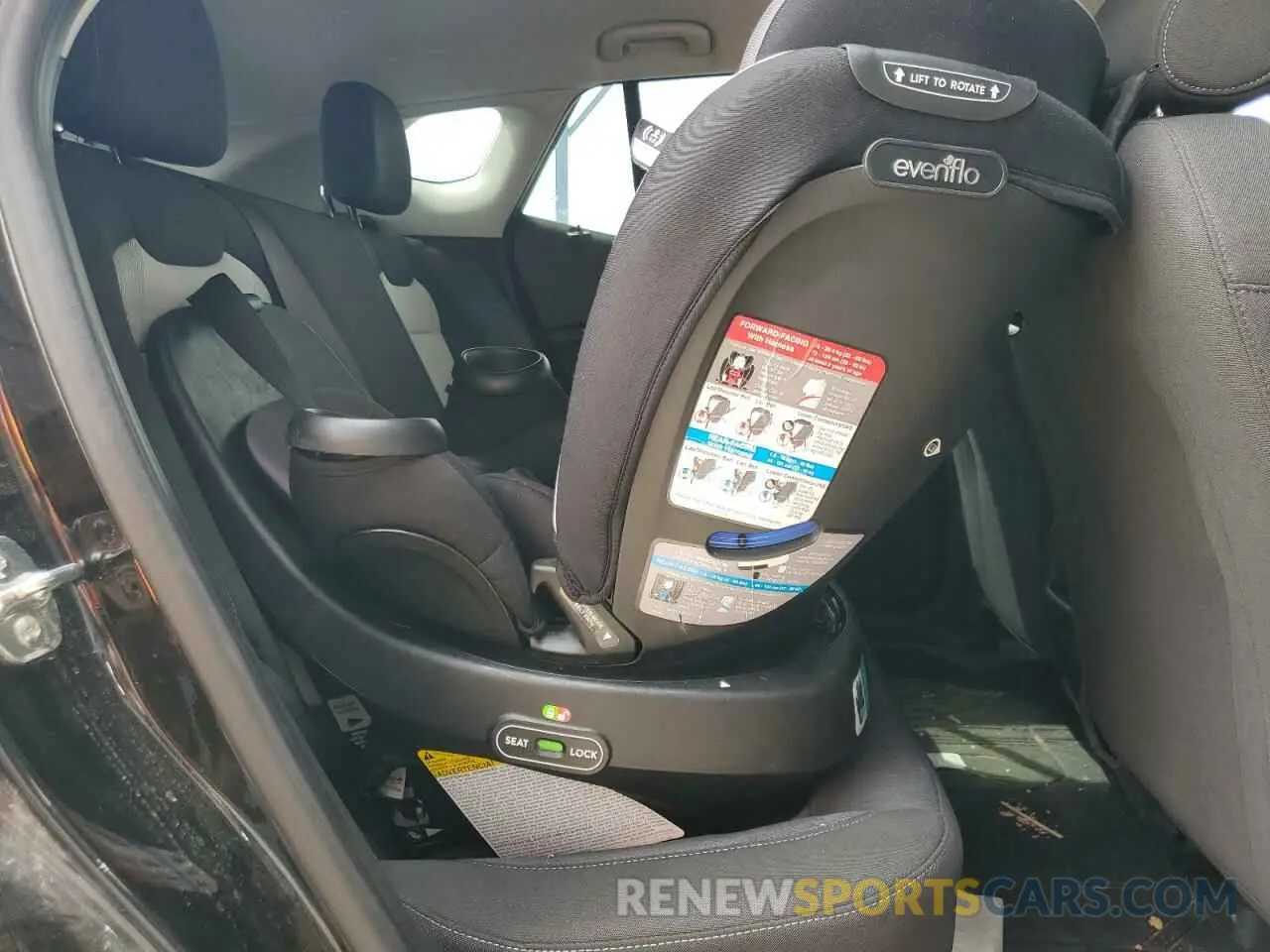 11 Photograph of a damaged car KL77LFE22RC163728 CHEVROLET TRAX 2024