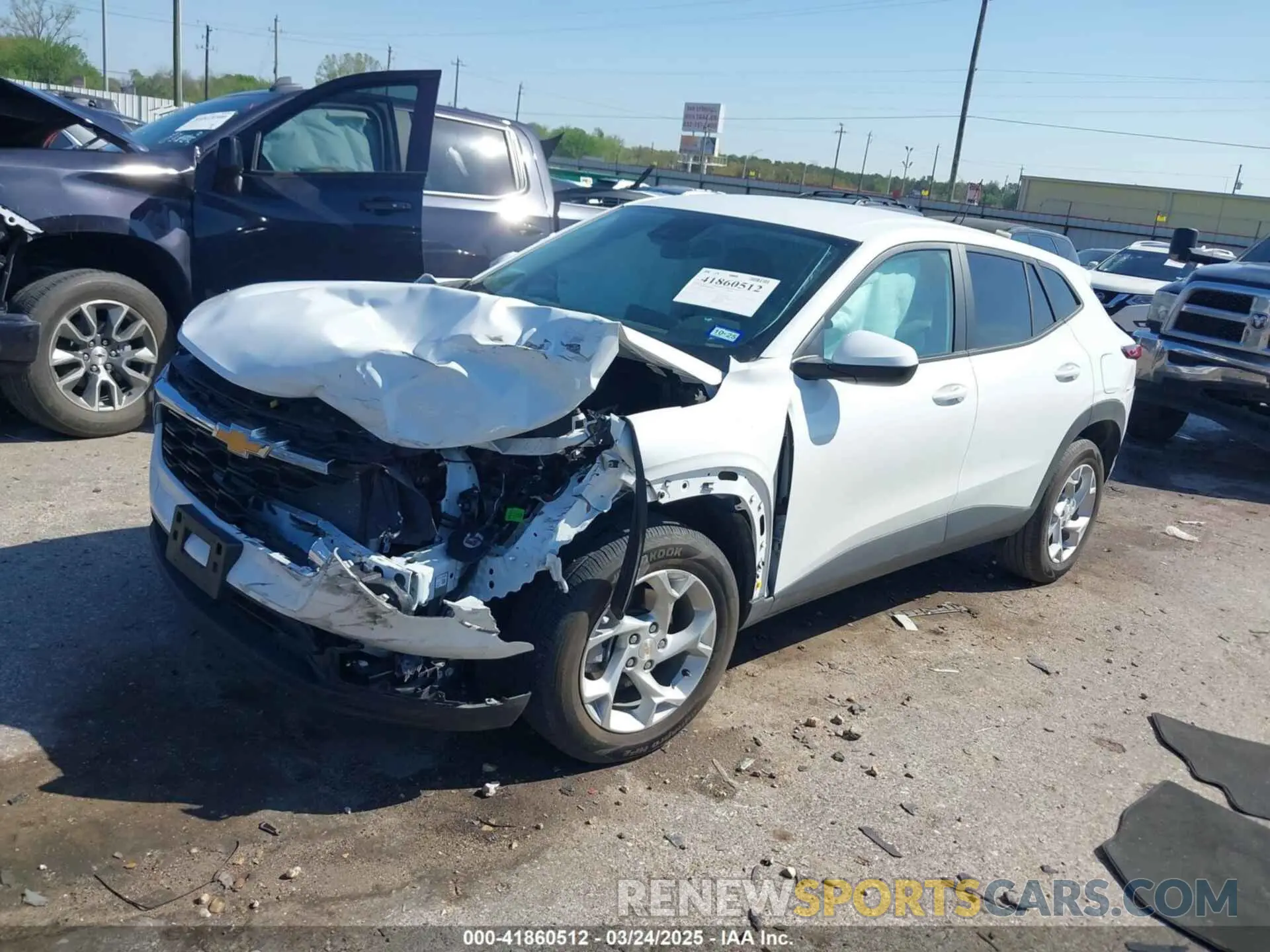 2 Photograph of a damaged car KL77LFE23RC101819 CHEVROLET TRAX 2024