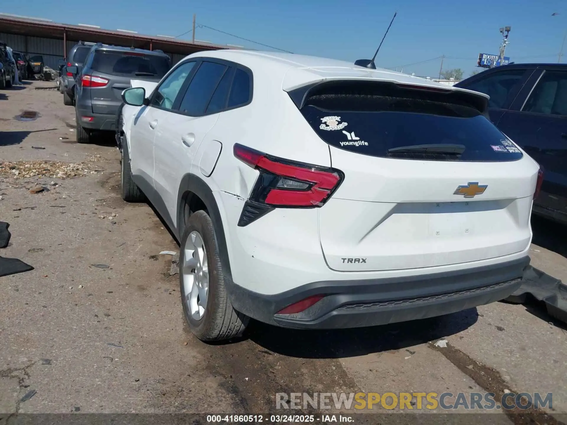 3 Photograph of a damaged car KL77LFE23RC101819 CHEVROLET TRAX 2024