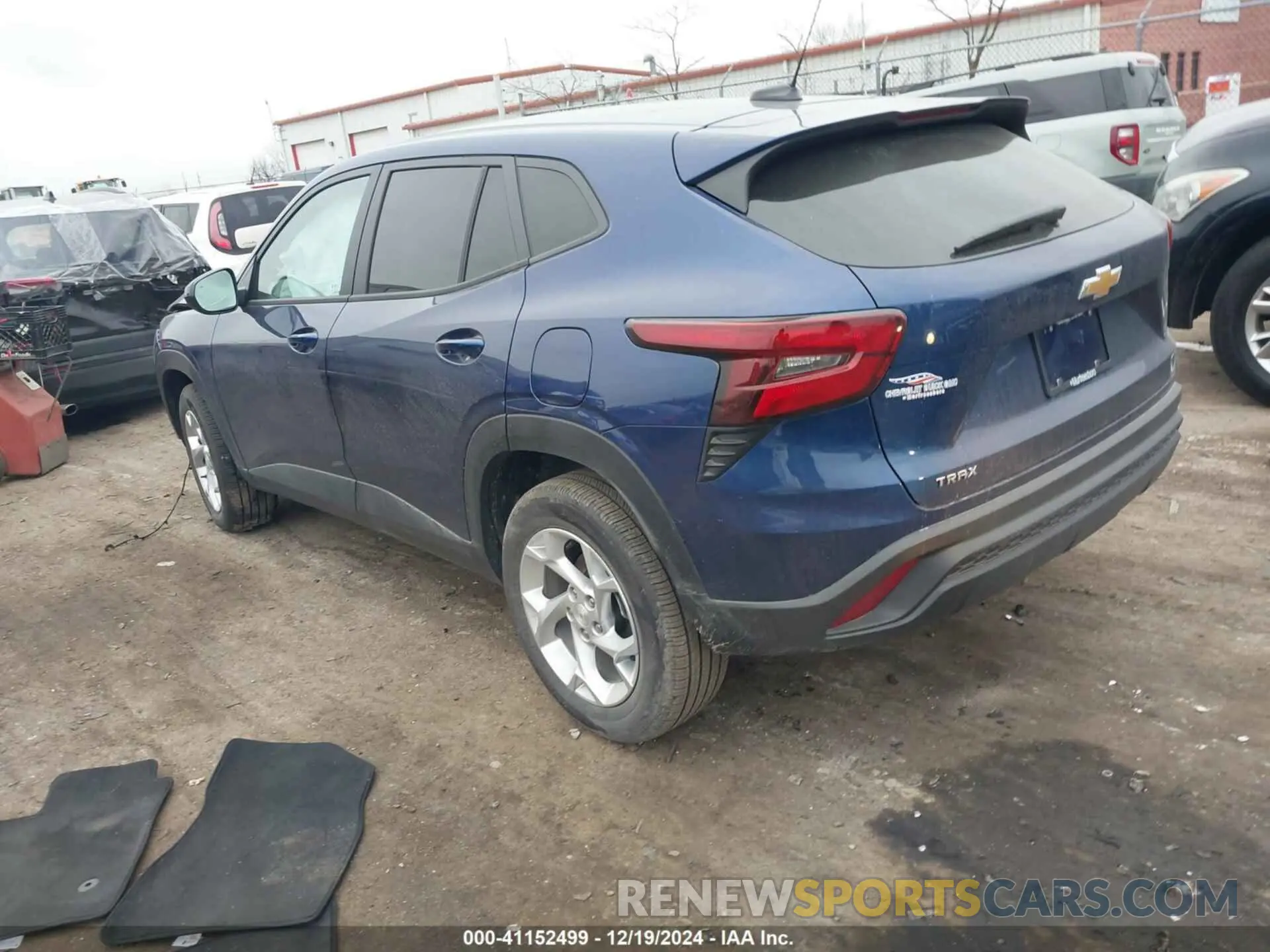 3 Photograph of a damaged car KL77LFE23RC109953 CHEVROLET TRAX 2024