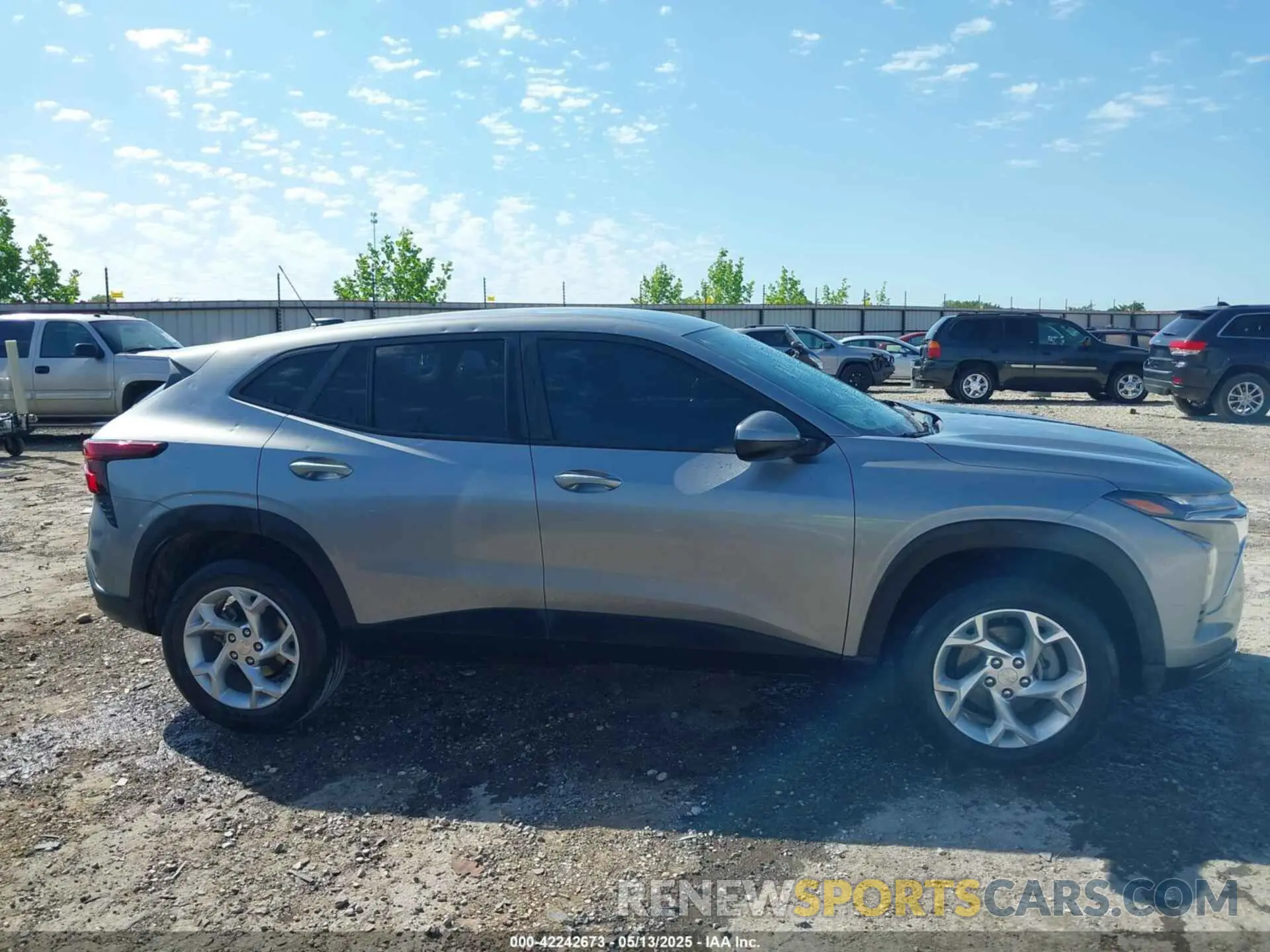 13 Photograph of a damaged car KL77LFE23RC112402 CHEVROLET TRAX 2024