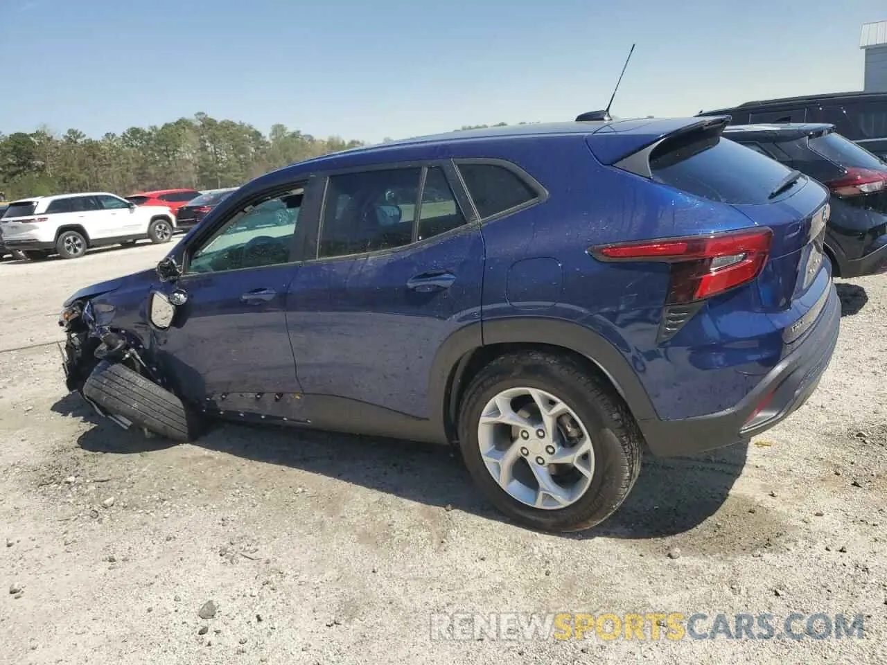 2 Photograph of a damaged car KL77LFE23RC163043 CHEVROLET TRAX 2024