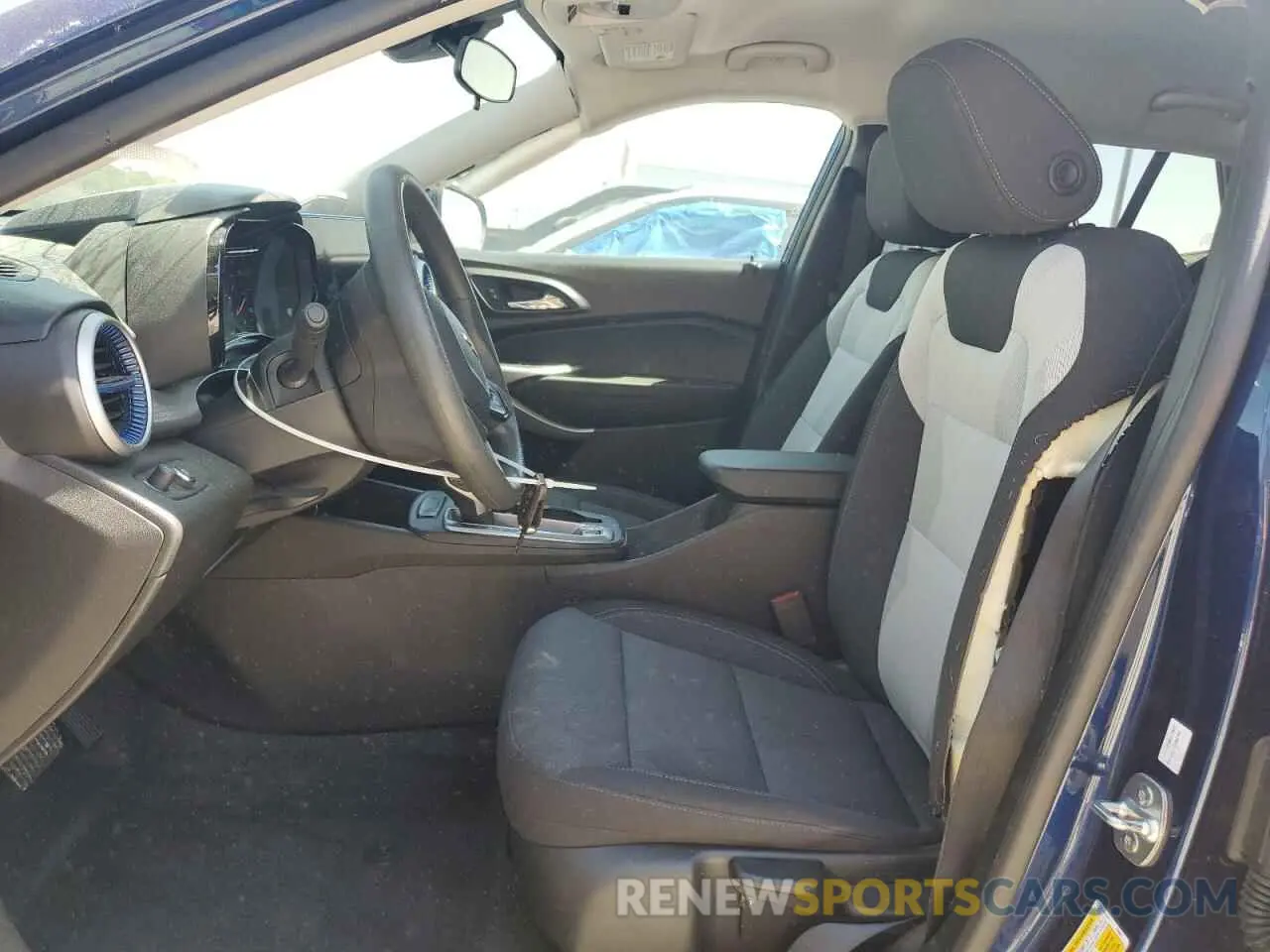 7 Photograph of a damaged car KL77LFE23RC163043 CHEVROLET TRAX 2024