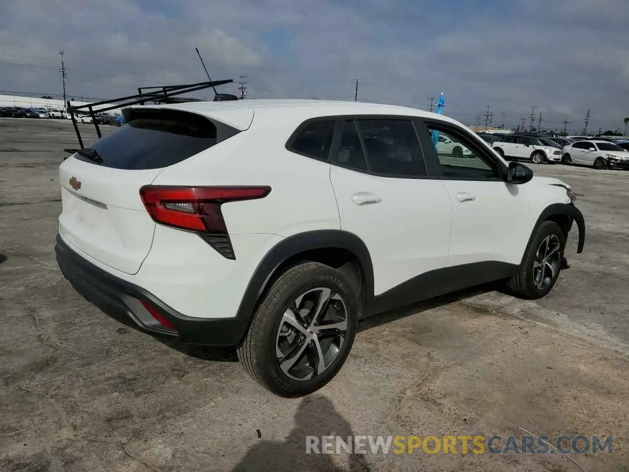 3 Photograph of a damaged car KL77LFE23RC231292 CHEVROLET TRAX 2024