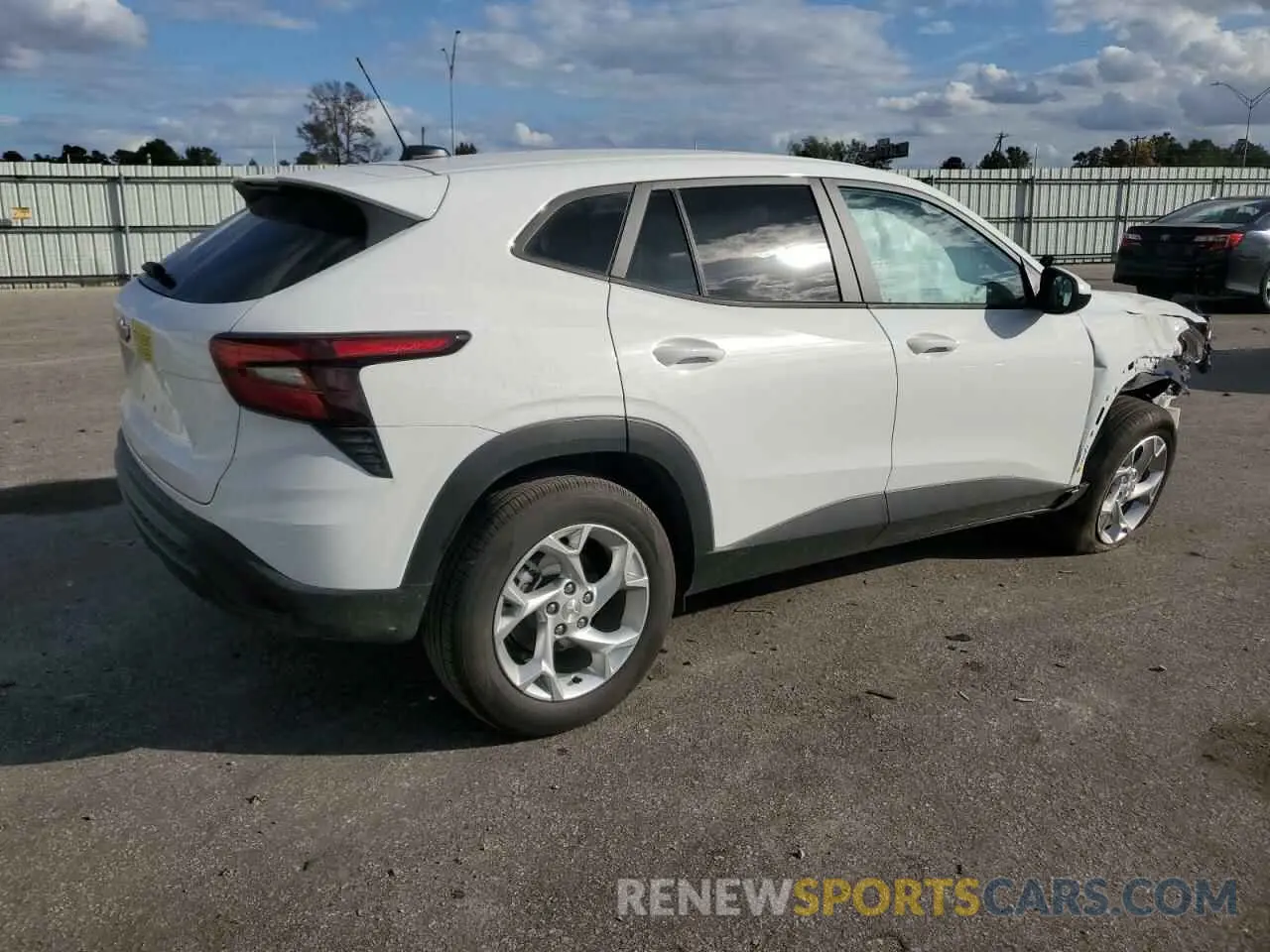 3 Photograph of a damaged car KL77LFE24RC138782 CHEVROLET TRAX 2024