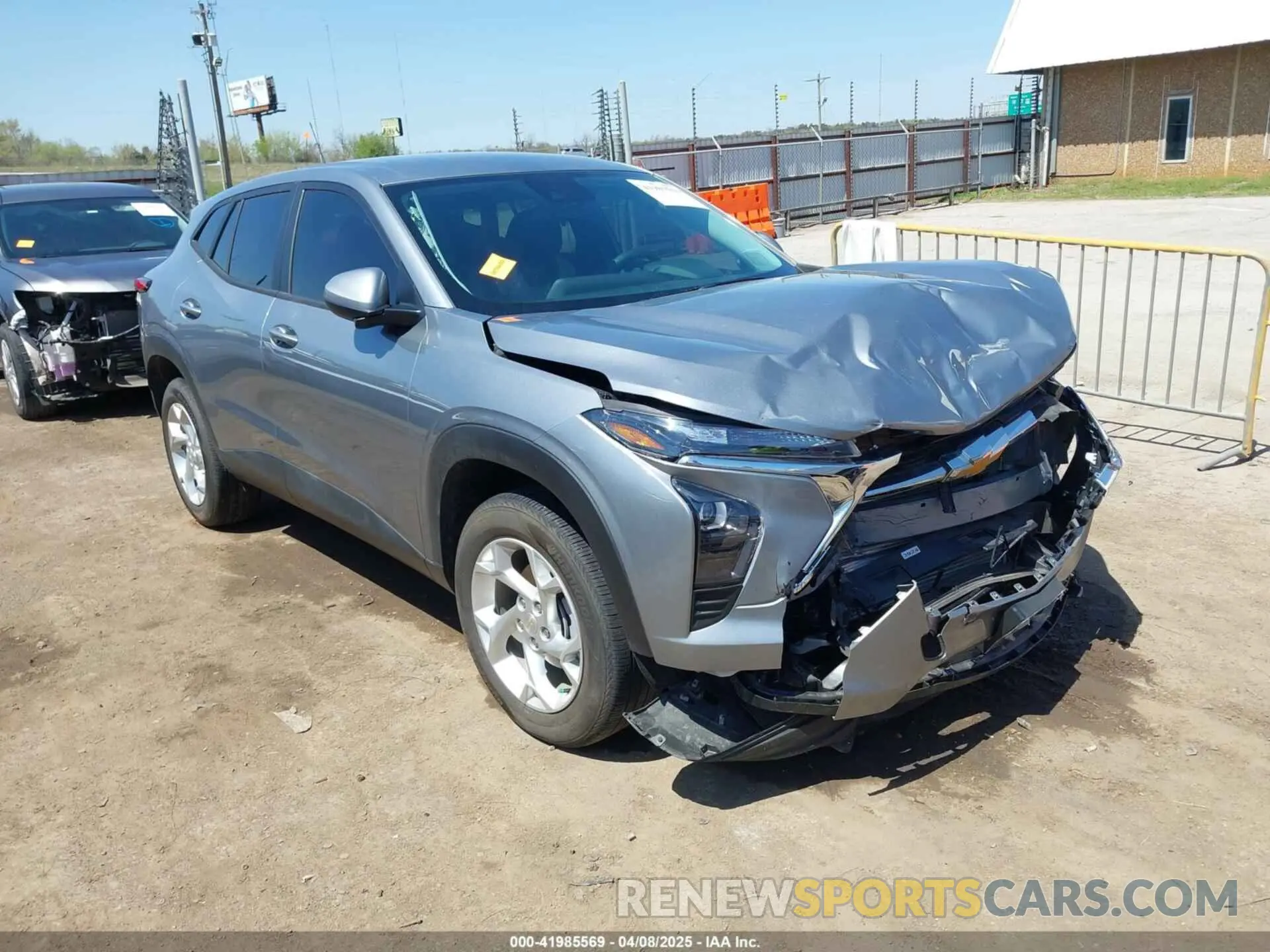 1 Photograph of a damaged car KL77LFE24RC219376 CHEVROLET TRAX 2024