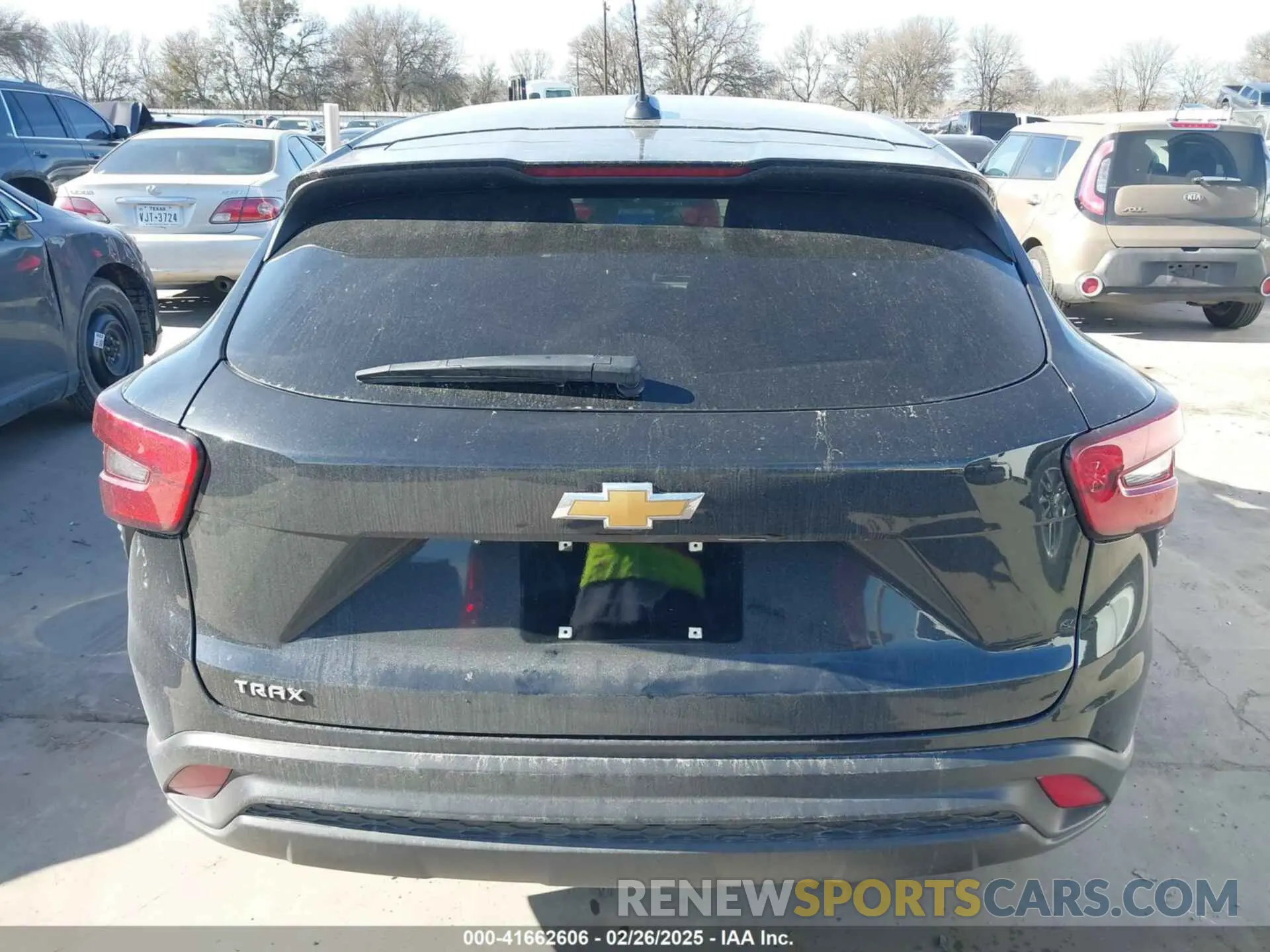 16 Photograph of a damaged car KL77LFE25RC019719 CHEVROLET TRAX 2024