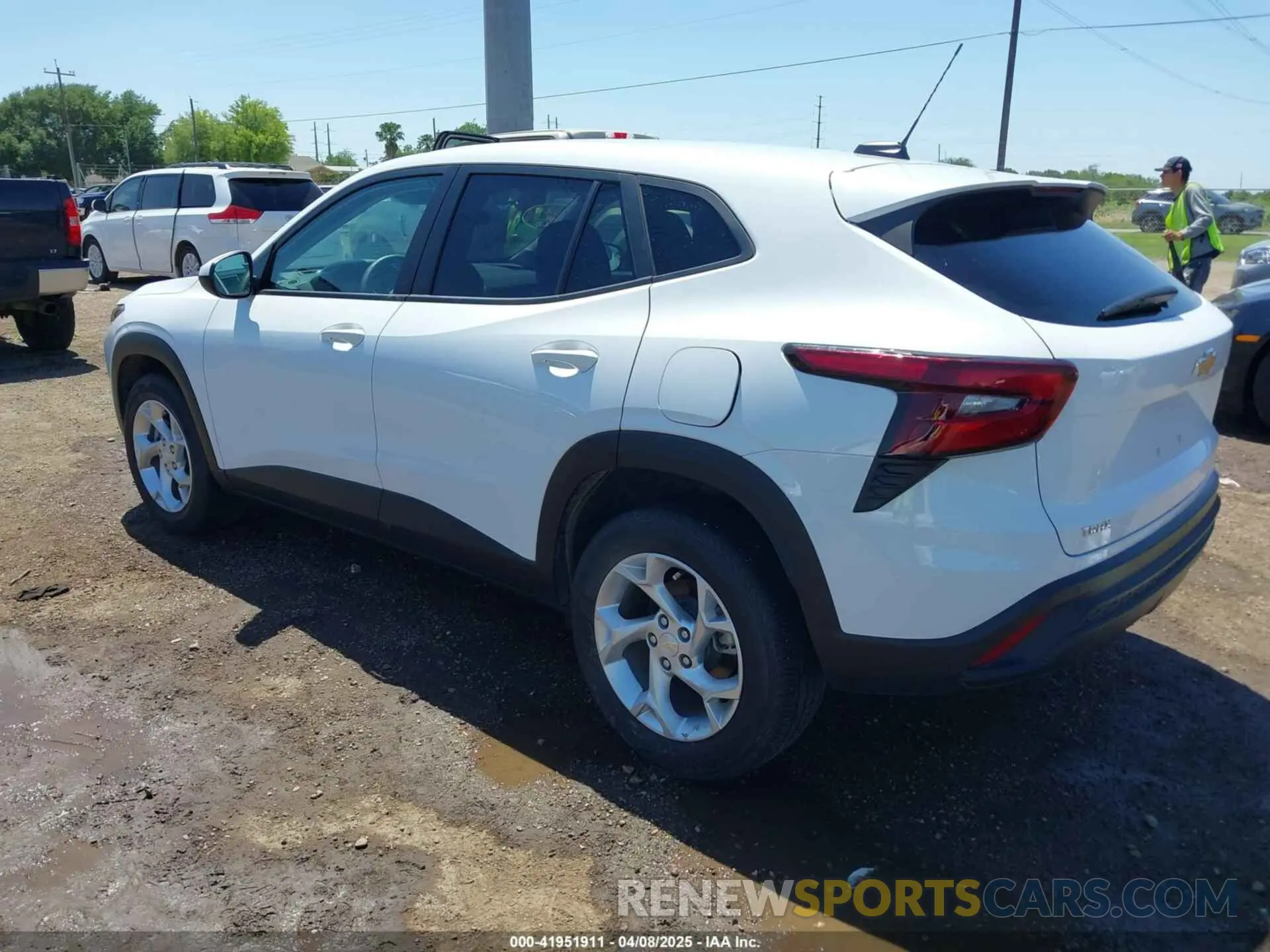 3 Photograph of a damaged car KL77LFE25RC236686 CHEVROLET TRAX 2024
