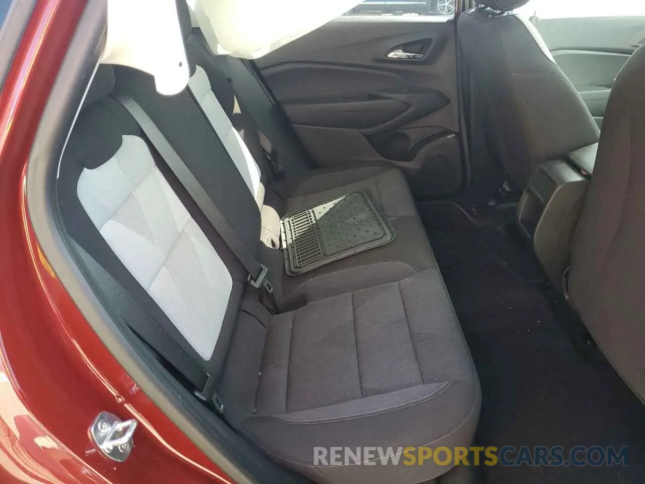 10 Photograph of a damaged car KL77LFE26RC012164 CHEVROLET TRAX 2024
