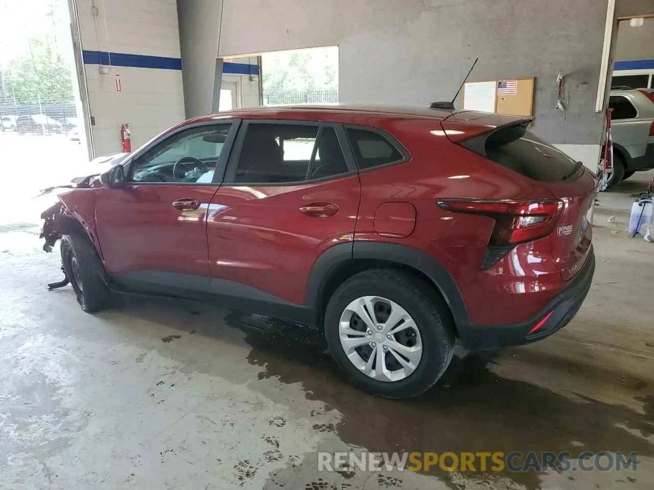 2 Photograph of a damaged car KL77LFE26RC064460 CHEVROLET TRAX 2024