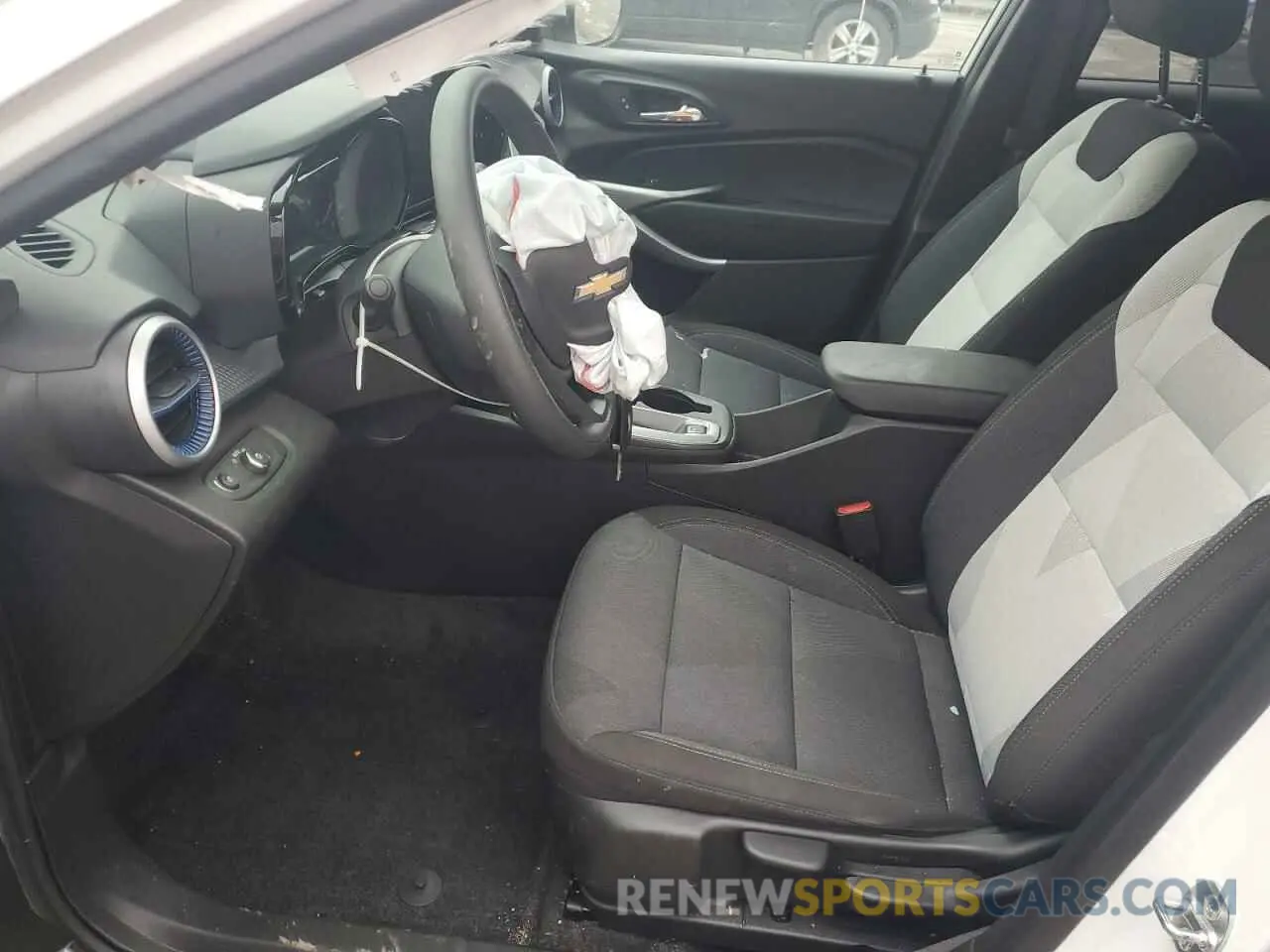 7 Photograph of a damaged car KL77LFE26RC190818 CHEVROLET TRAX 2024