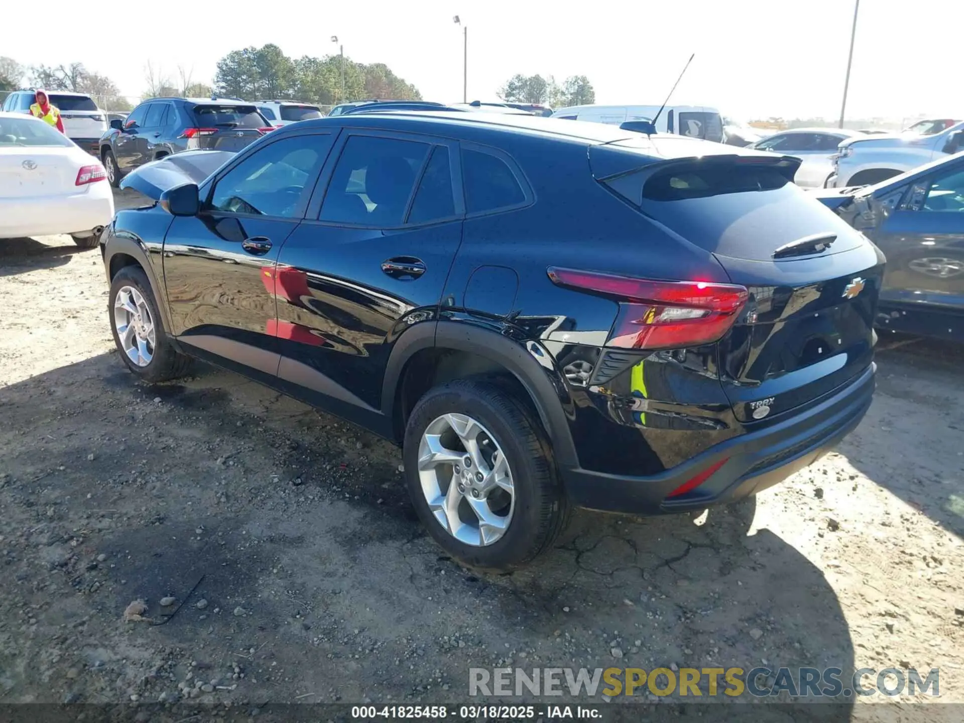3 Photograph of a damaged car KL77LFE26RC201235 CHEVROLET TRAX 2024