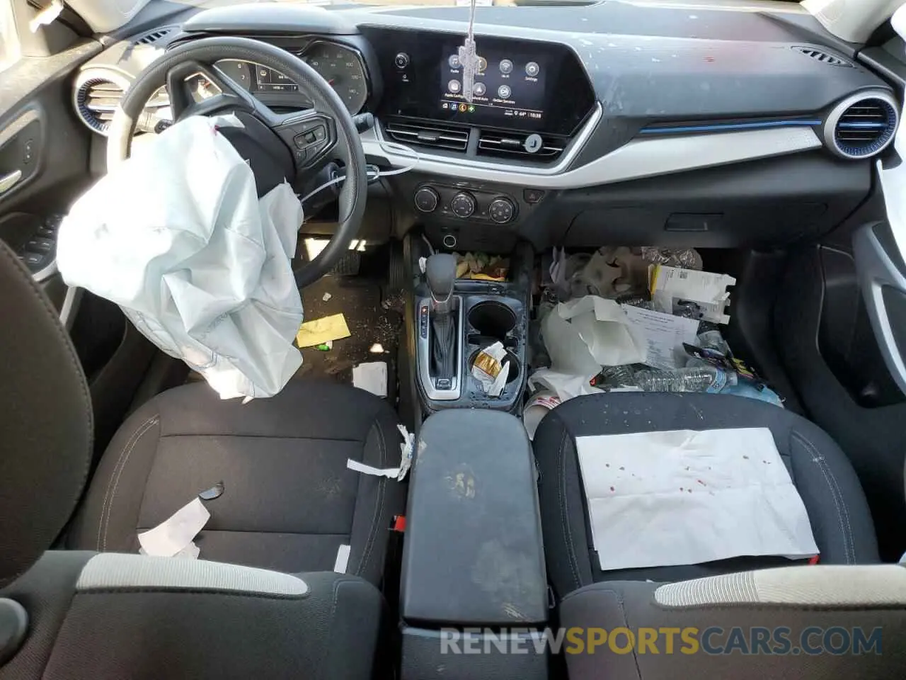 8 Photograph of a damaged car KL77LFE26RC202661 CHEVROLET TRAX 2024